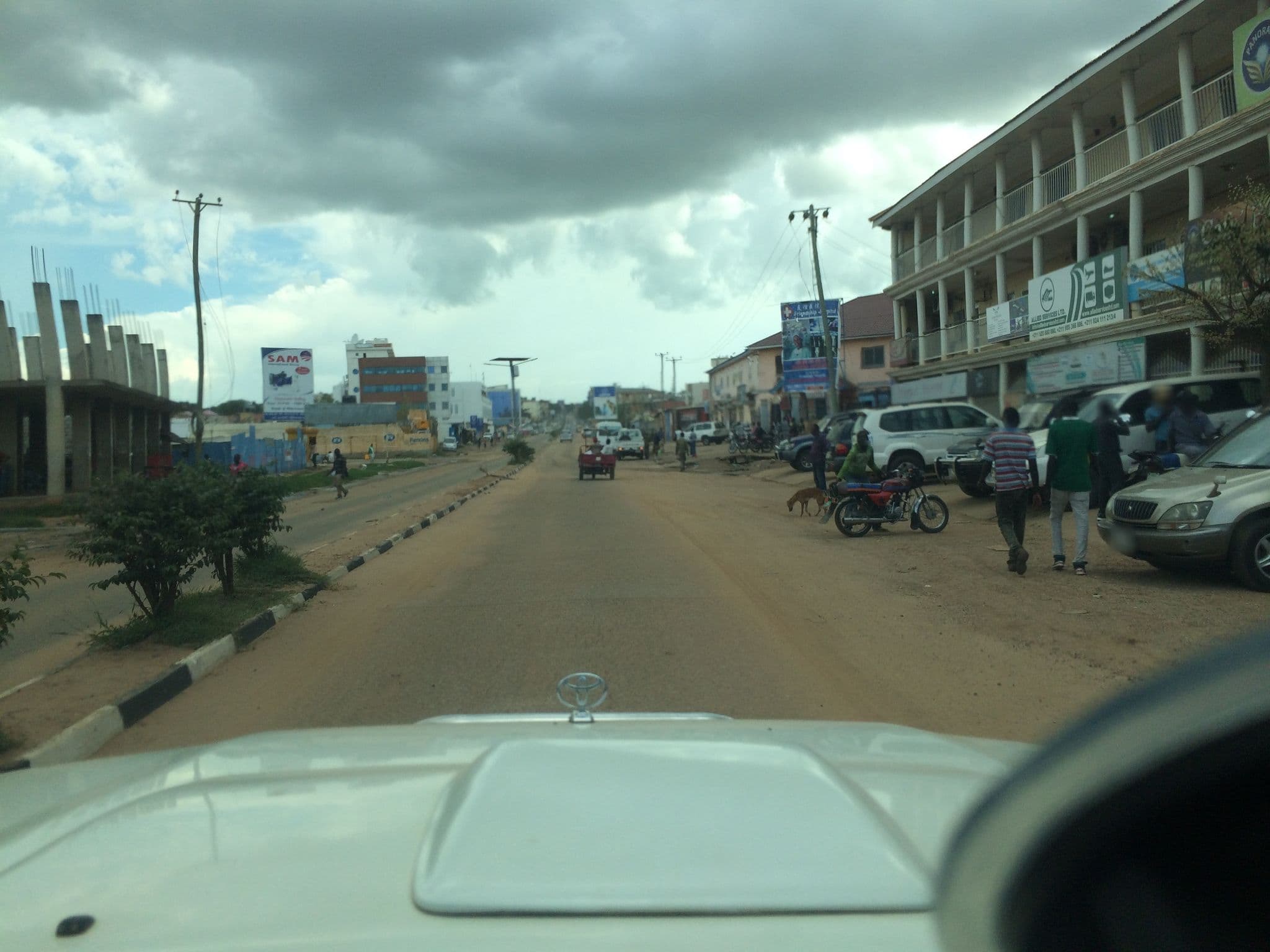 Street view near Hotel Panorama Plaza Juba, Juba — © anecdote27 (CC BY-SA · Mapillary)