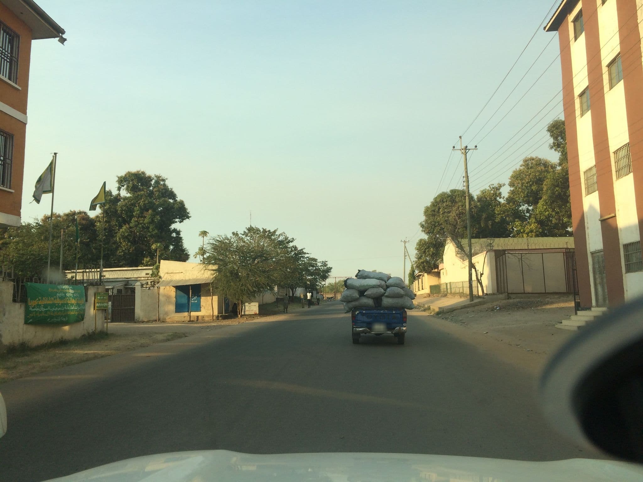 Street view near La mer inn Hotel, Juba — © anecdote27 (CC BY-SA · Mapillary)