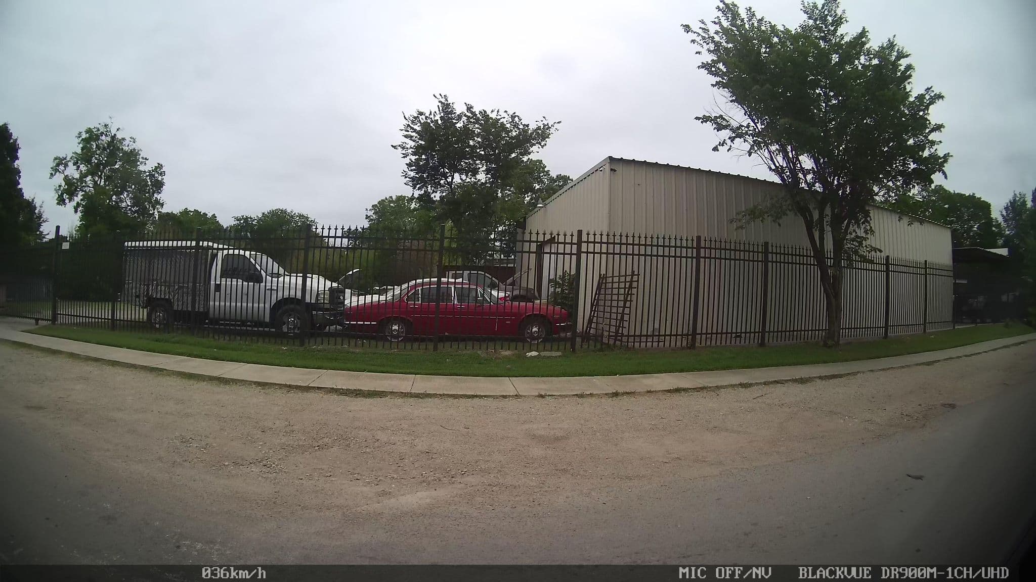 Street view near Korovosoto Lodge, Dallas — © kaart_2 (CC BY-SA · Mapillary)