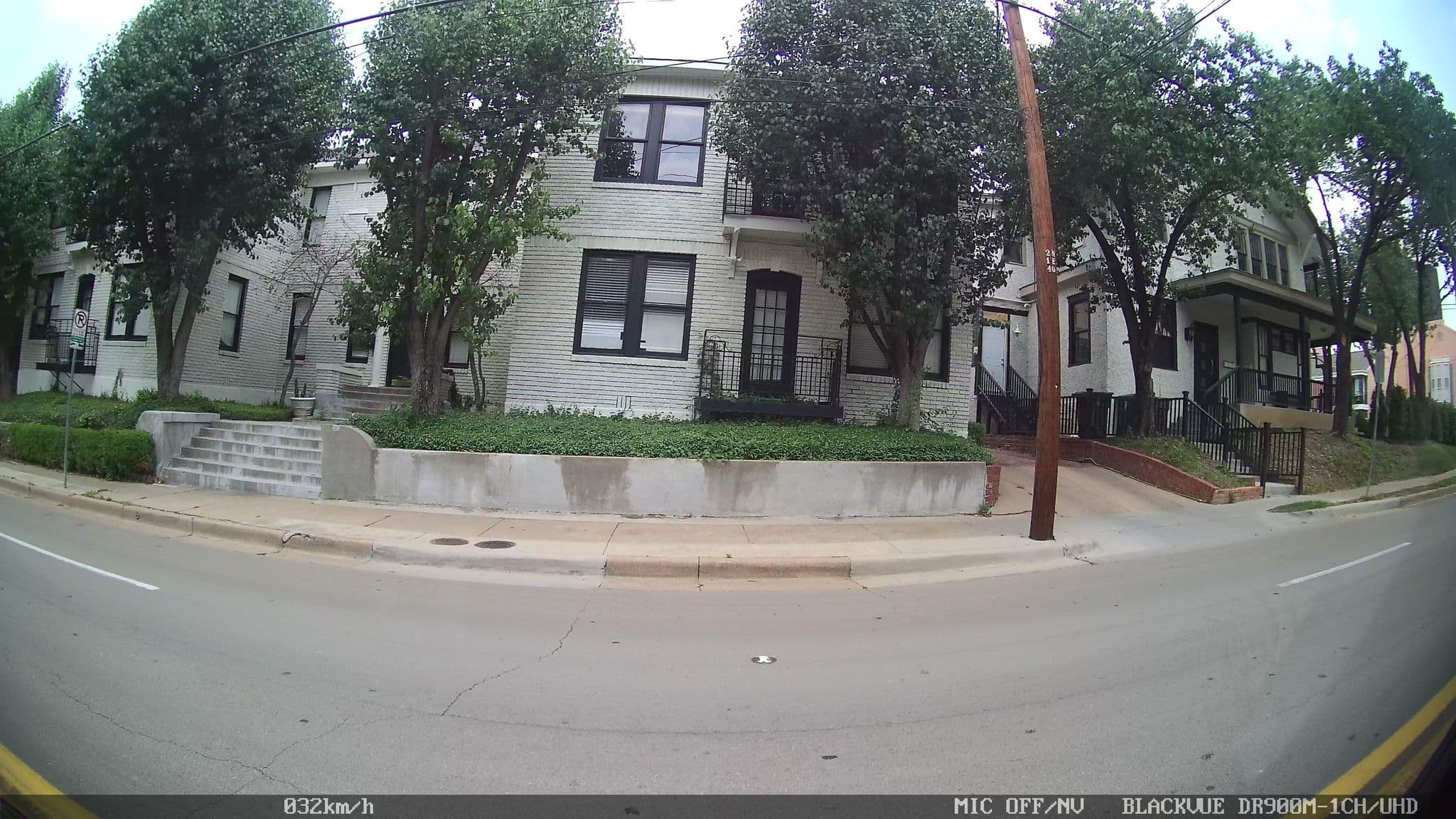 Street view near Greenhouse Uptown, Dallas — © kaart_2 (CC BY-SA · Mapillary)