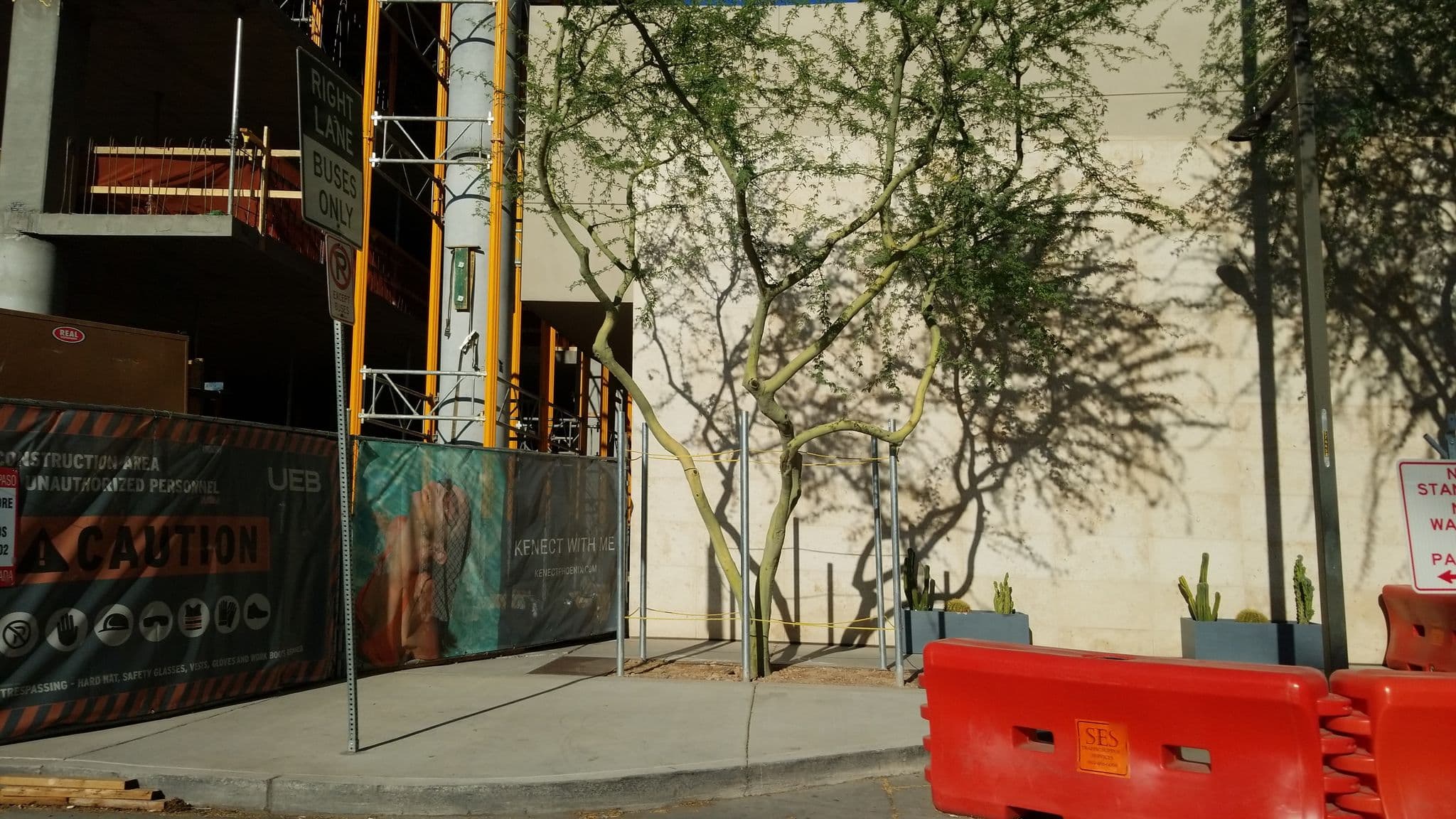 Street view near Premium Stay 2mins to PHX Convention Ctr, Phoenix — © drkludge (CC BY-SA · Mapillary)