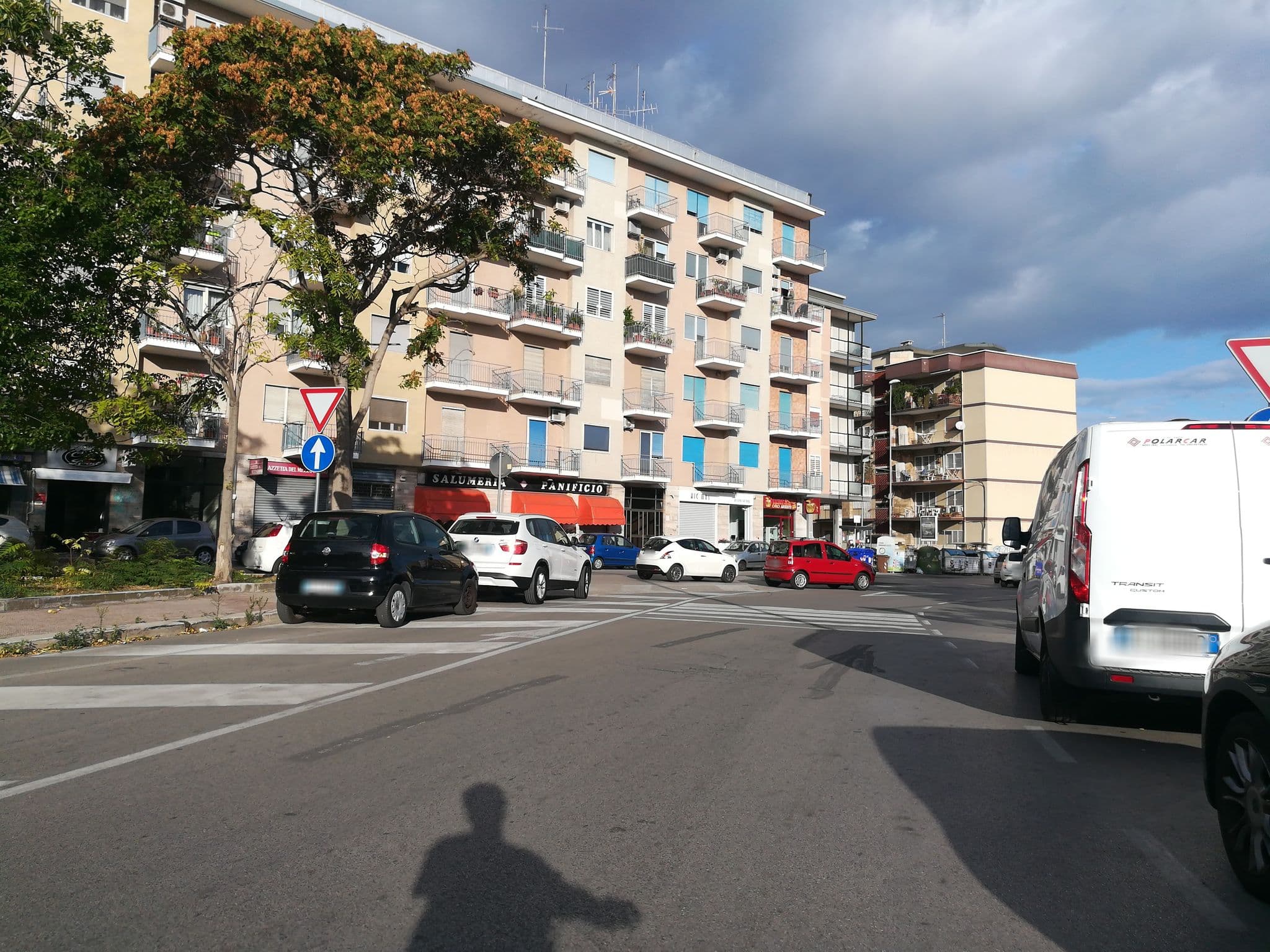 Street view near B&B CAMPUS SUITES BARI, Bari — © albcec99 (CC BY-SA · Mapillary)