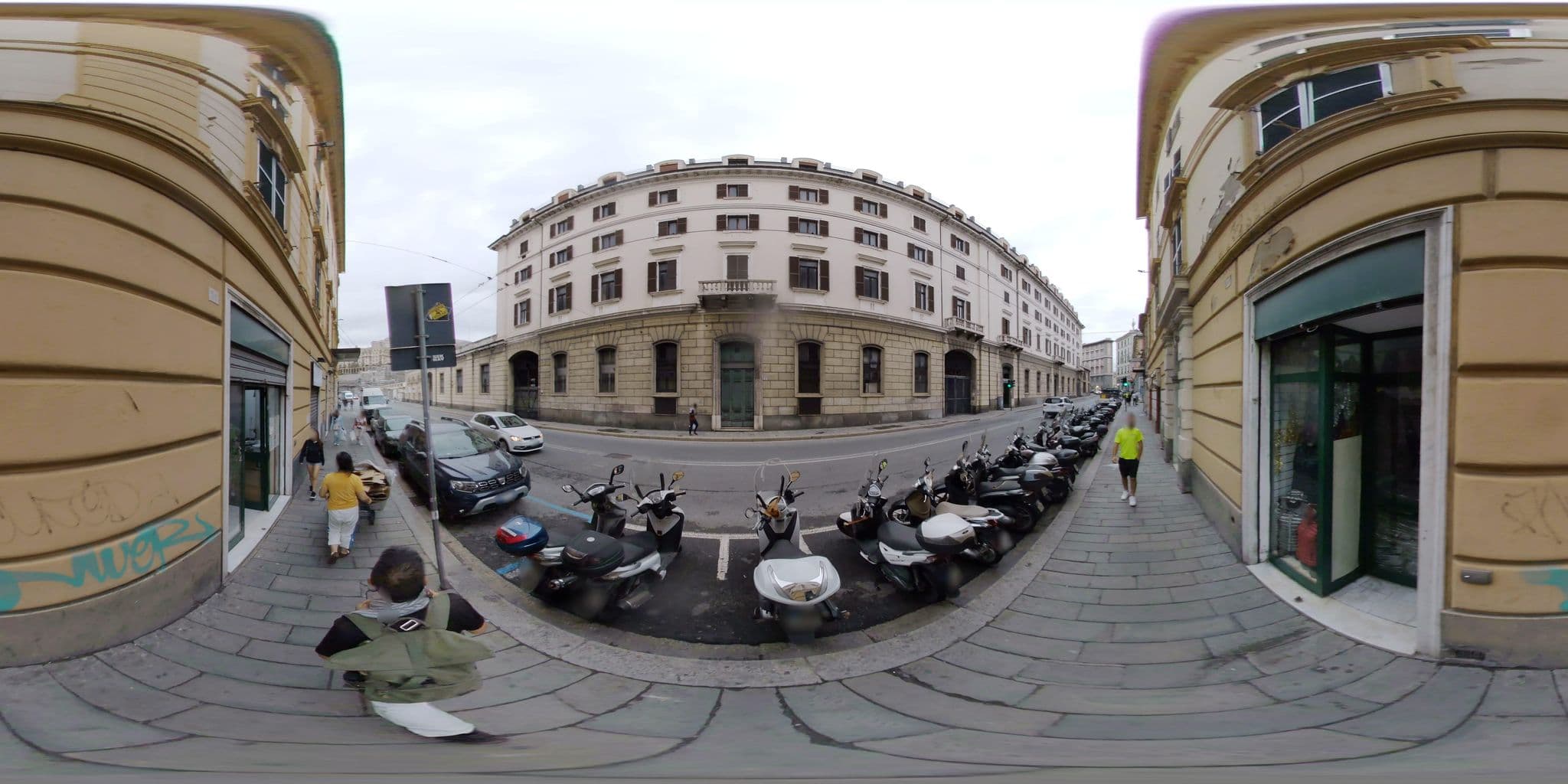 Street view near New Alexander Hotel, Genoa — © mapconcierge (CC BY-SA · Mapillary)