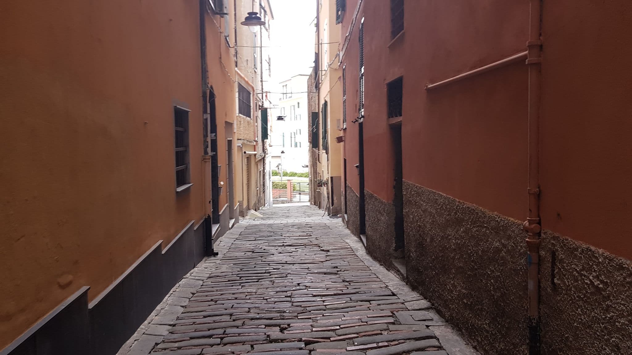 Street view near B&B Il Vico di Genova CIN ITO1OO25B4RNUYF3U7, Genoa — © ale_zena_it (CC BY-SA · Mapillary)