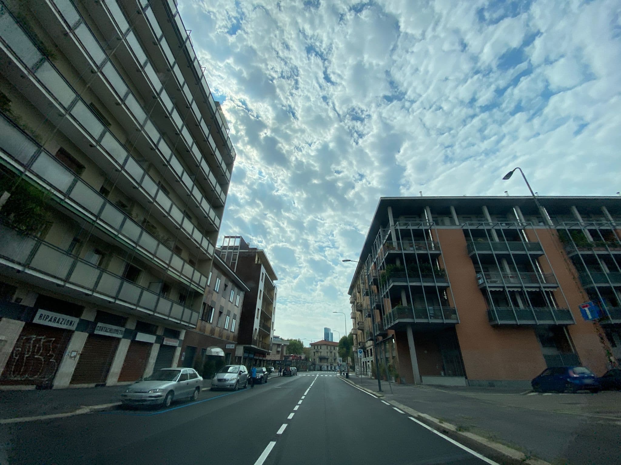 Street view near Holiday Homes Aparthotel Milano, Chinatown — © adirricor (CC BY-SA · Mapillary)