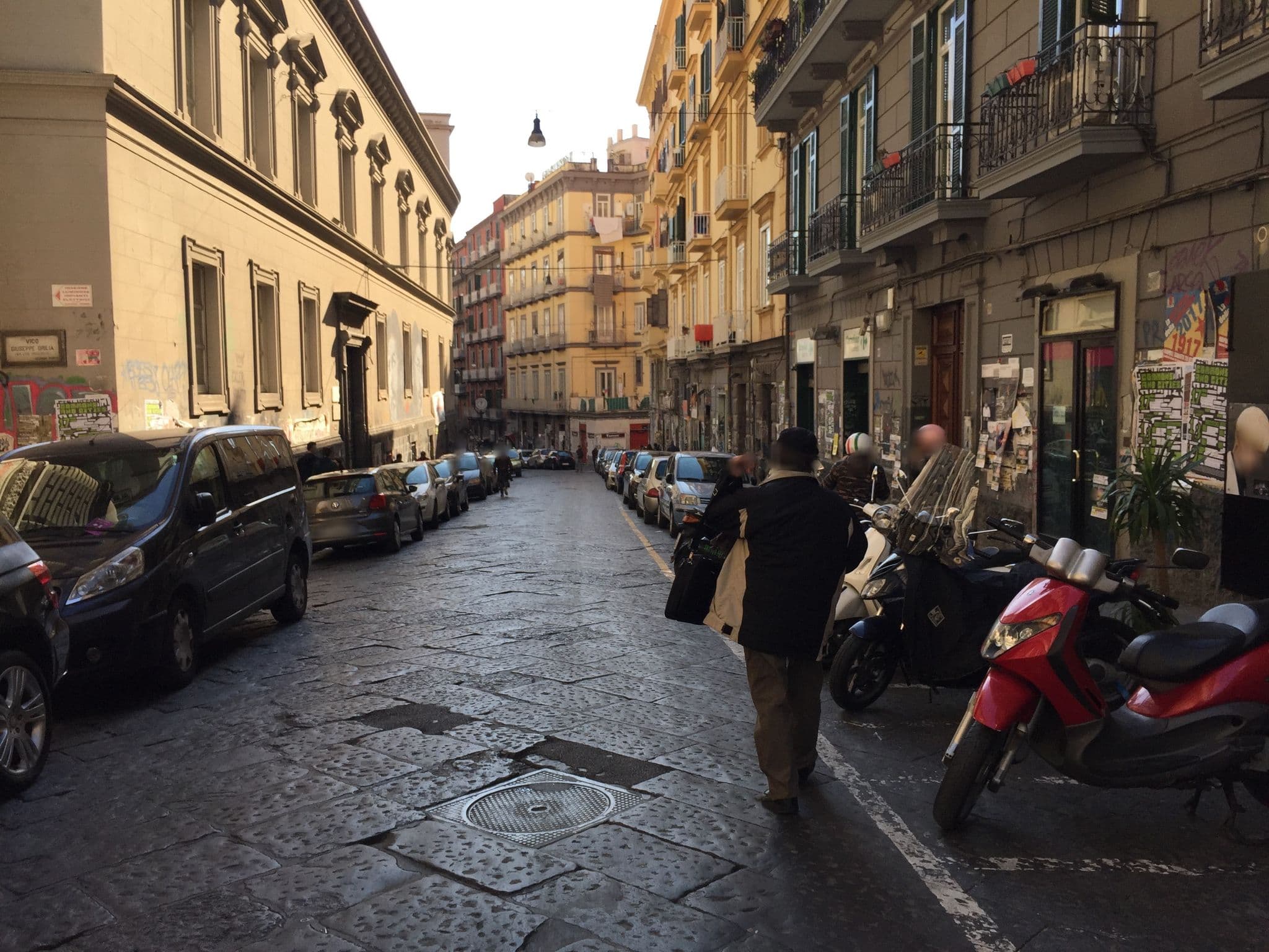 Street view near Elegance B&B, Porto — © dvdmgl (CC BY-SA · Mapillary)