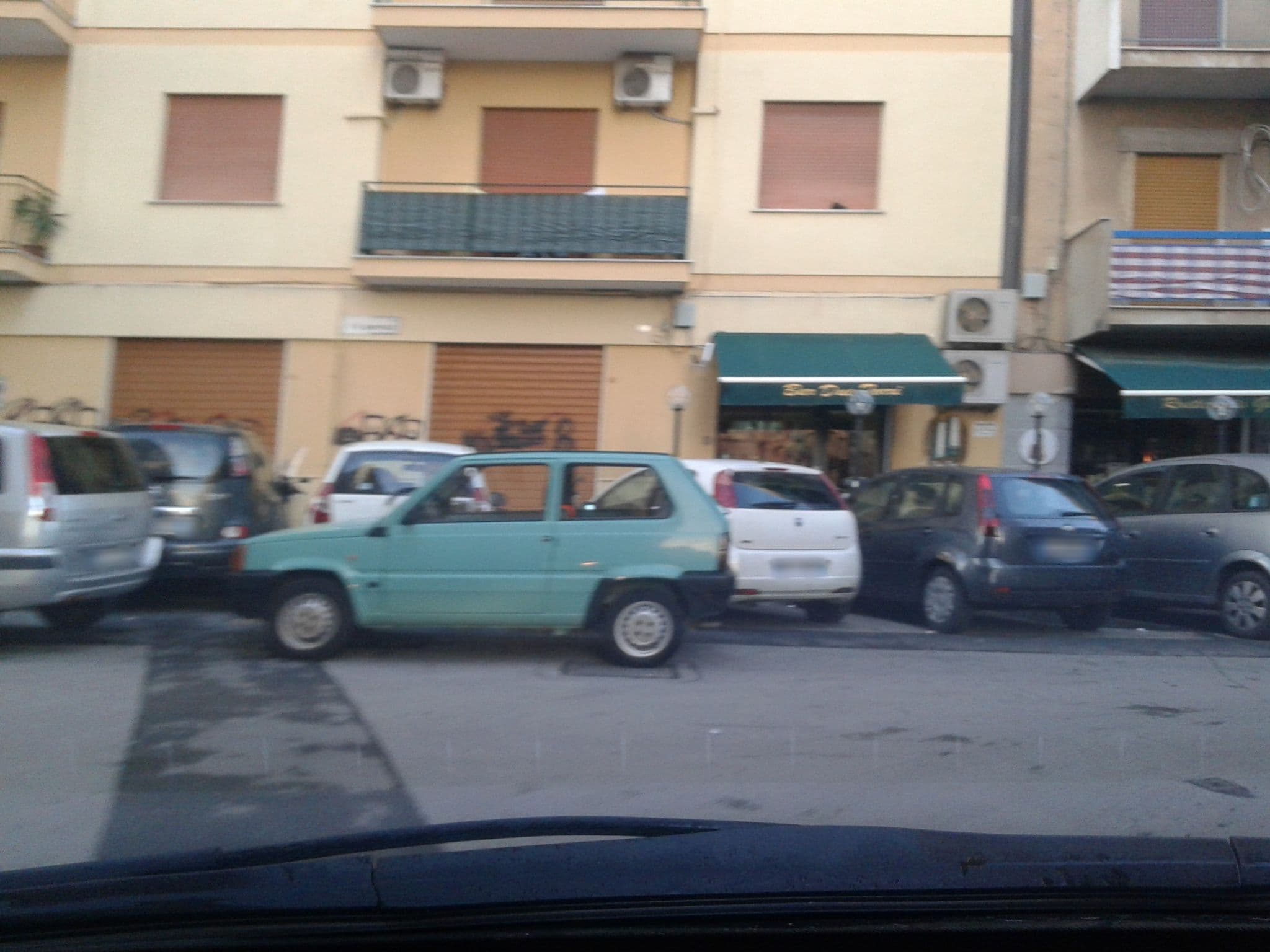 Street view near Luxury Penthouse, Palermo — © robertoinze (CC BY-SA · Mapillary)