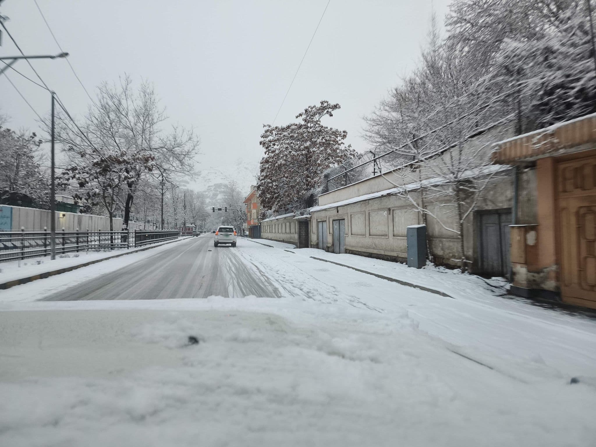 Street view near Gandomack Lodge, Kabul — © benjidad (CC BY-SA · Mapillary)