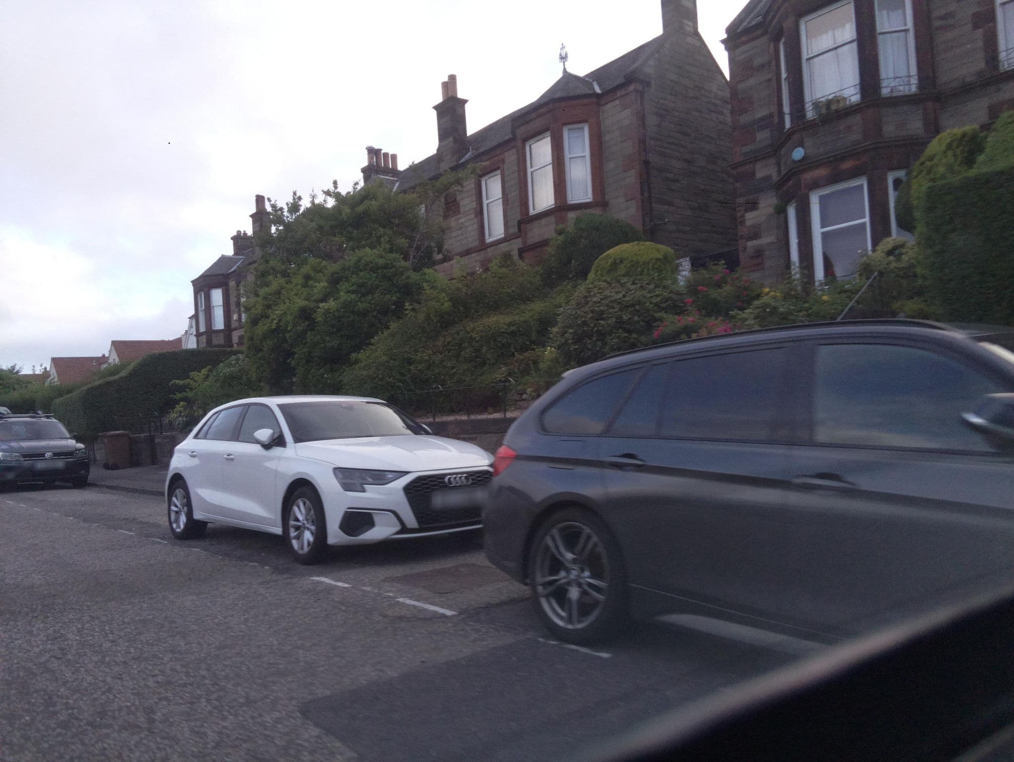 Street view near Hillhouse, Edinburgh — © southglos (CC BY-SA · Mapillary)