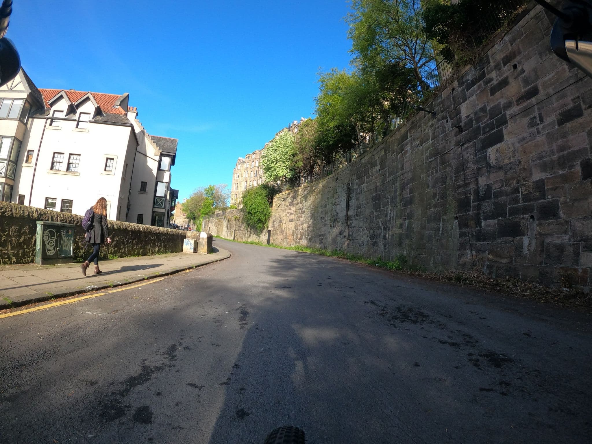 Street view near Hapimag Stadtresidenz Edinburg, Edinburgh — © chris (CC BY-SA · Mapillary)