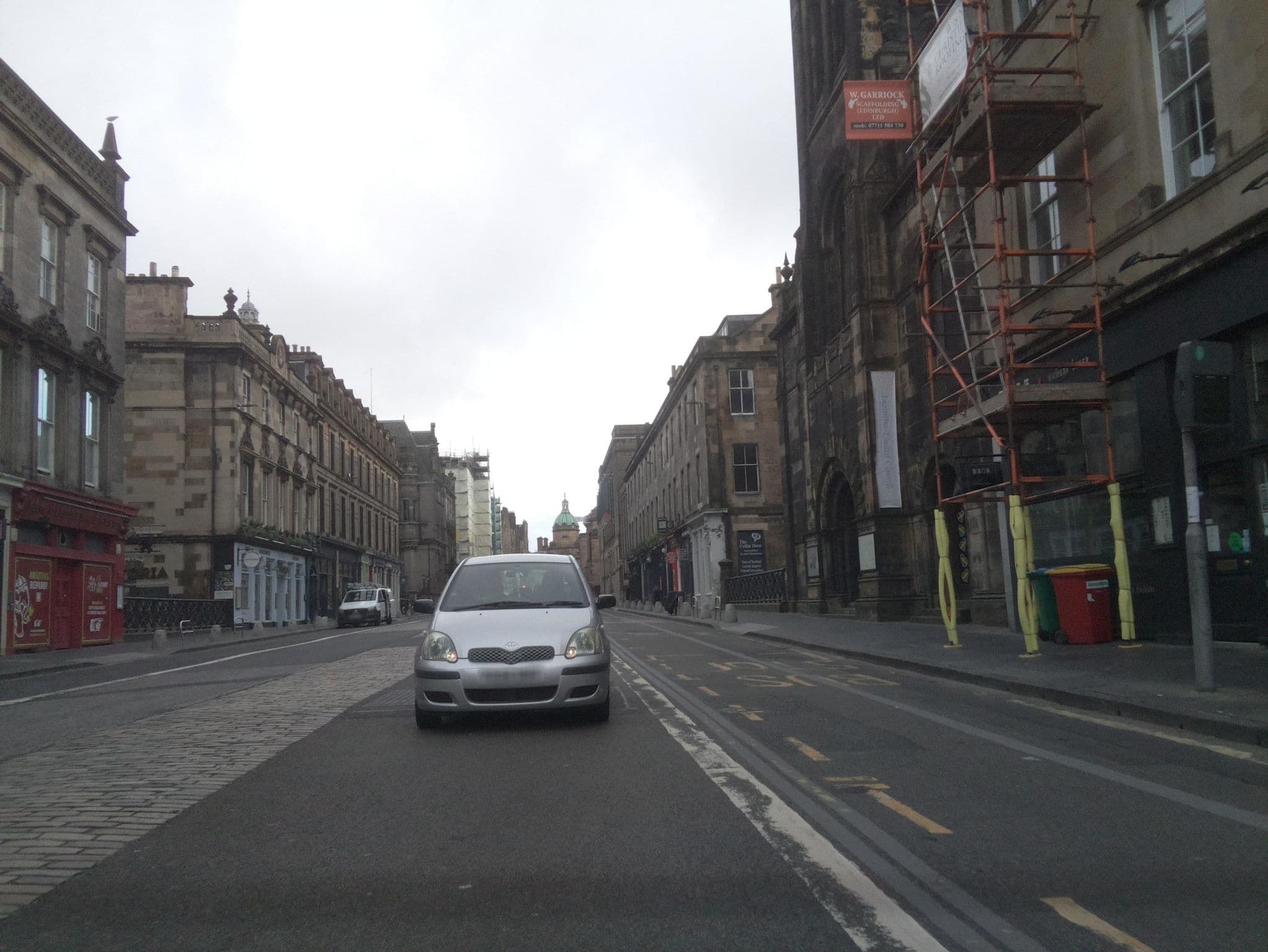 Street view near No.1 Apartments - George IV Bridge - Edinburgh, Edinburgh — © southglos (CC BY-SA · Mapillary)