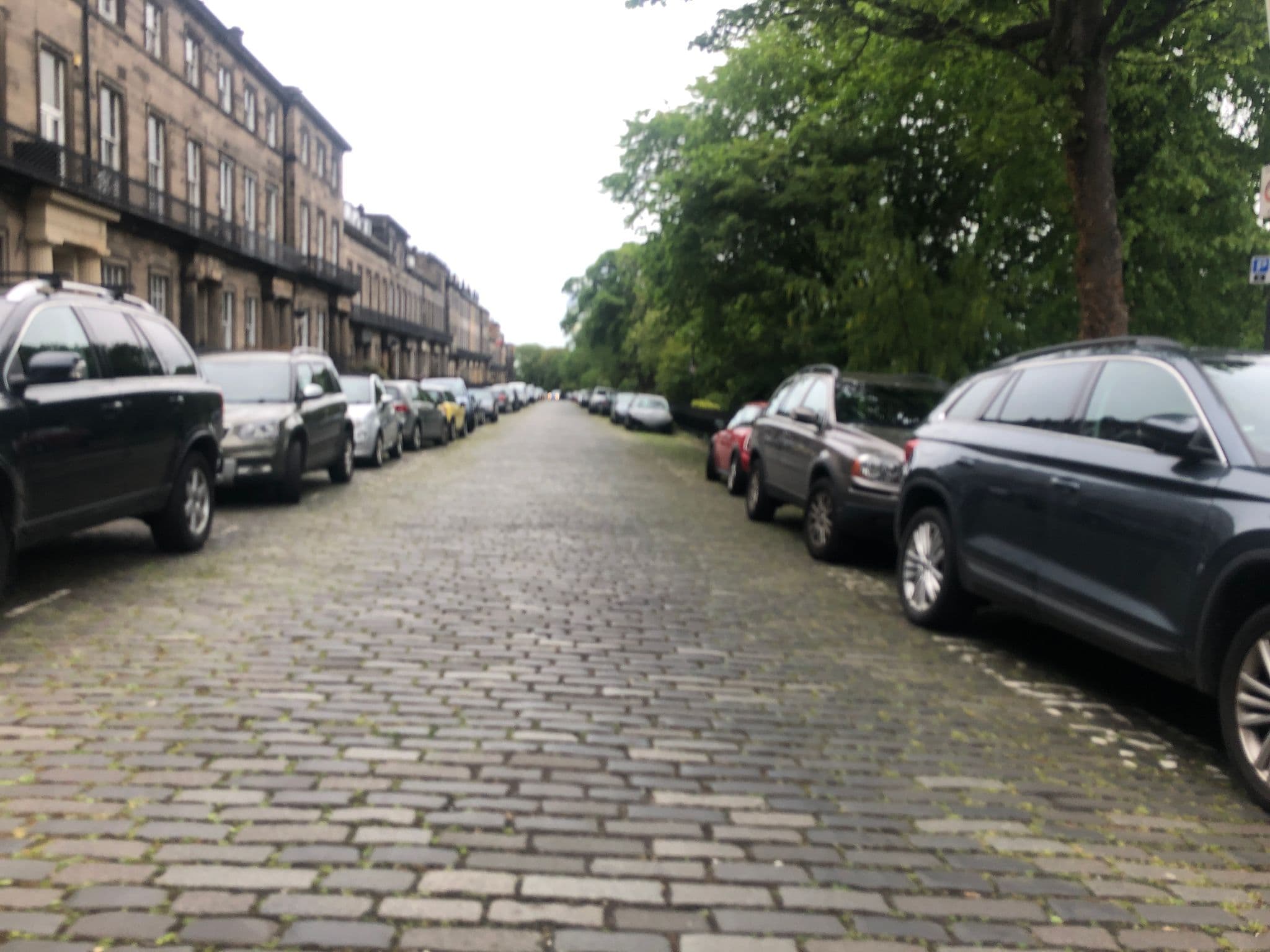 Street view near Apartments in Edinburgh, Edinburgh — © drnoble (CC BY-SA · Mapillary)