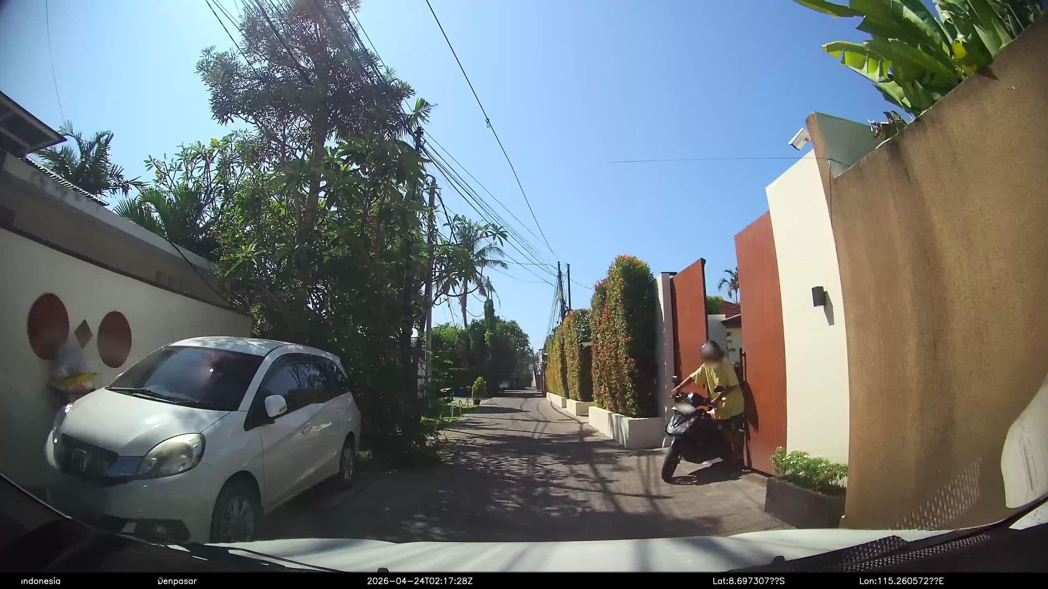 Street view near Jukung Dua Guest House, Sanur