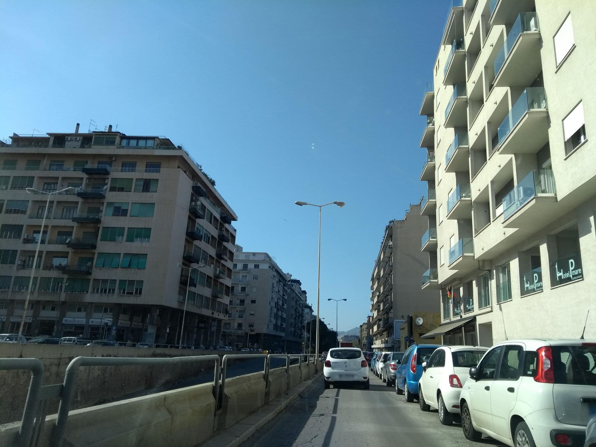 Street view near Seaview Apartments Palermo, Palermo — © thetornado76 (CC BY-SA · Mapillary)