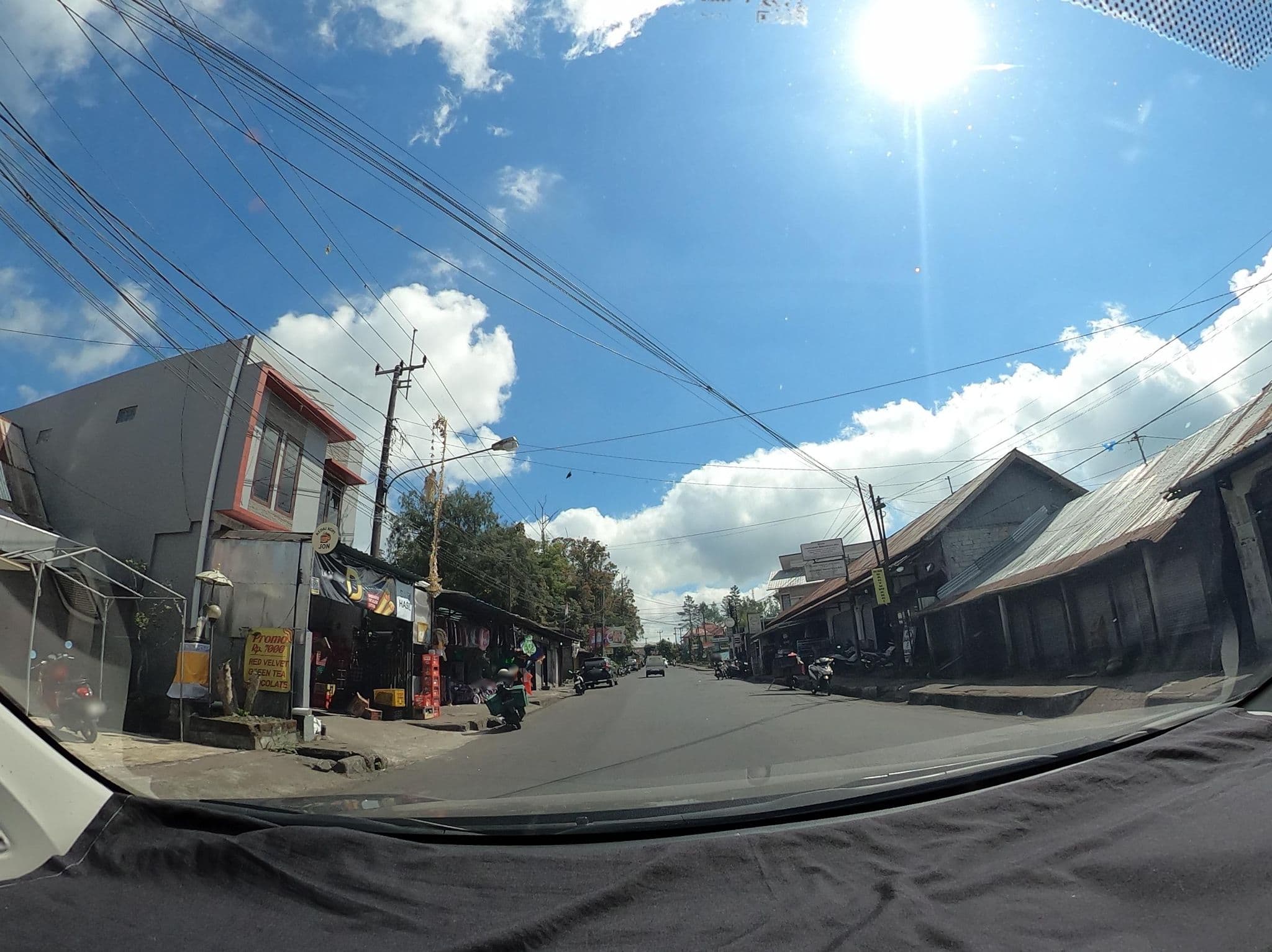 Street view near Miranda Homestay & Restaurant, Munduk — © Kaart_Local (CC BY-SA · Mapillary)