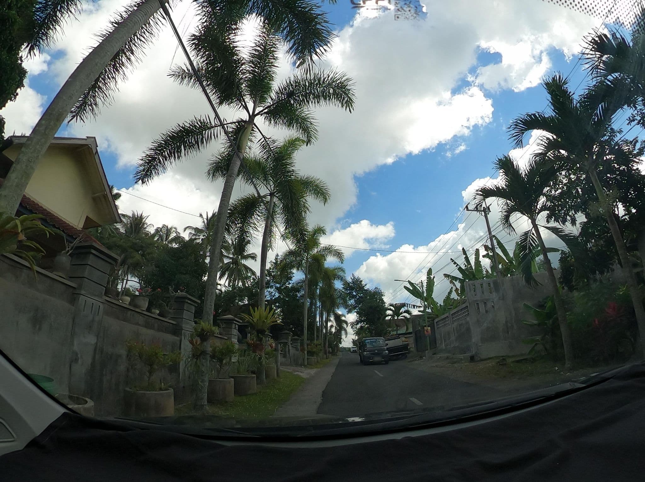 Street view near Ijen Transit HomeStay, Banyuwangi — © Kaart_Local (CC BY-SA · Mapillary)
