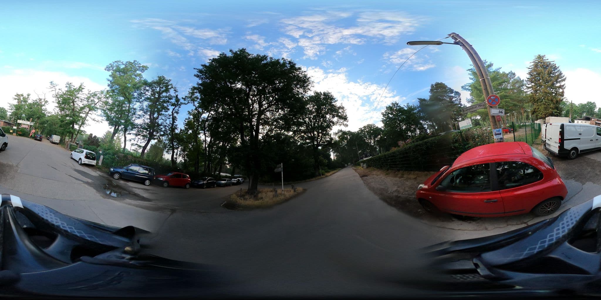Street view near Campingplatz Berlin-Kladow, Kladow — © stefanhrt (CC BY-SA · Mapillary)