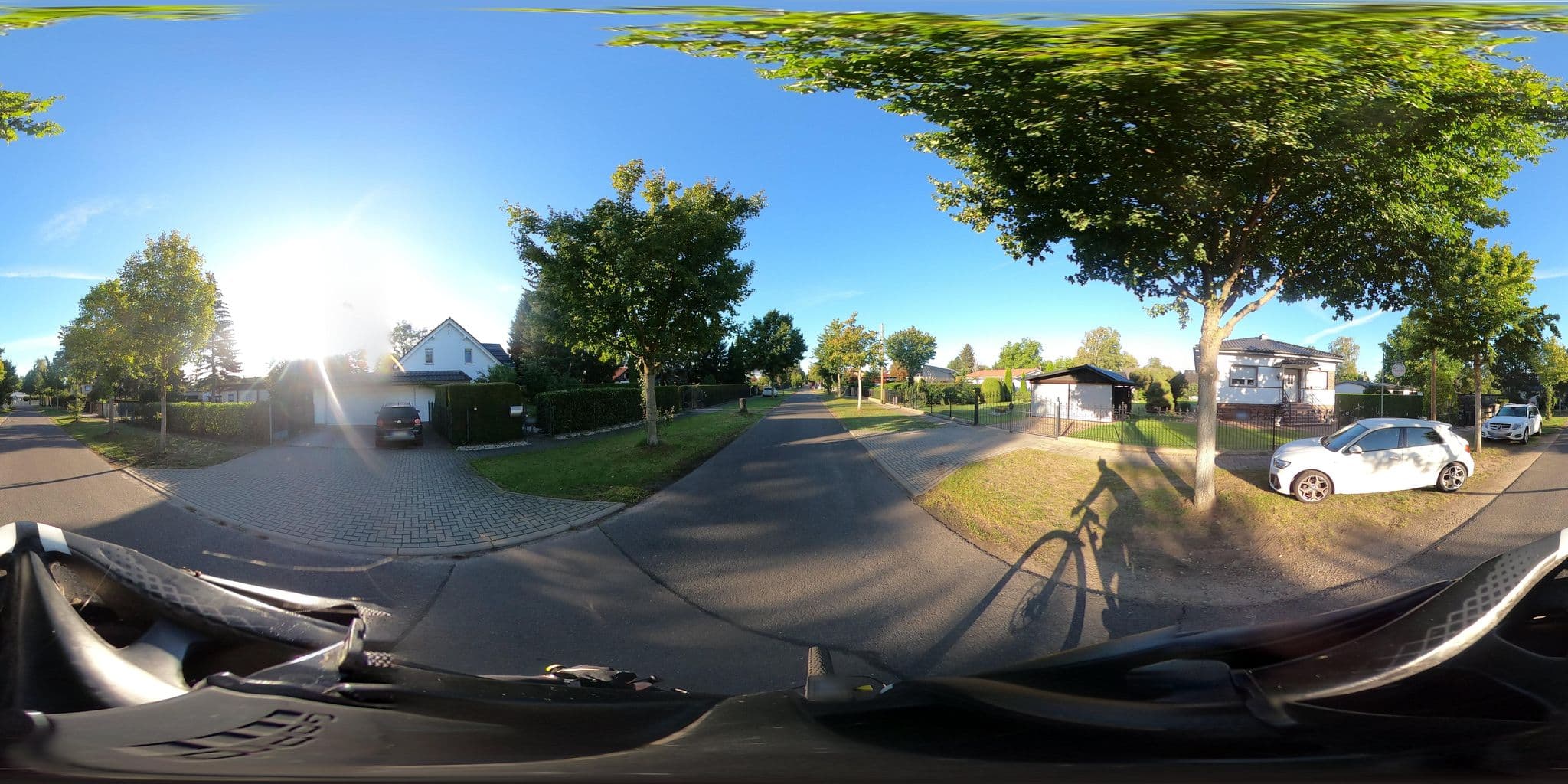 Street view near Bed & Breakfast Pension Inh. Bärbel Runge, Mahlsdorf — © stefanhrt (CC BY-SA · Mapillary)