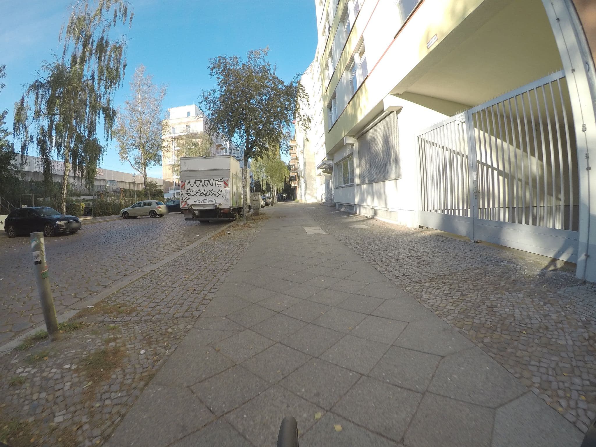Street view near BENSIMON apartments - Mitte / Wedding, Wedding — © kartonage (CC BY-SA · Mapillary)