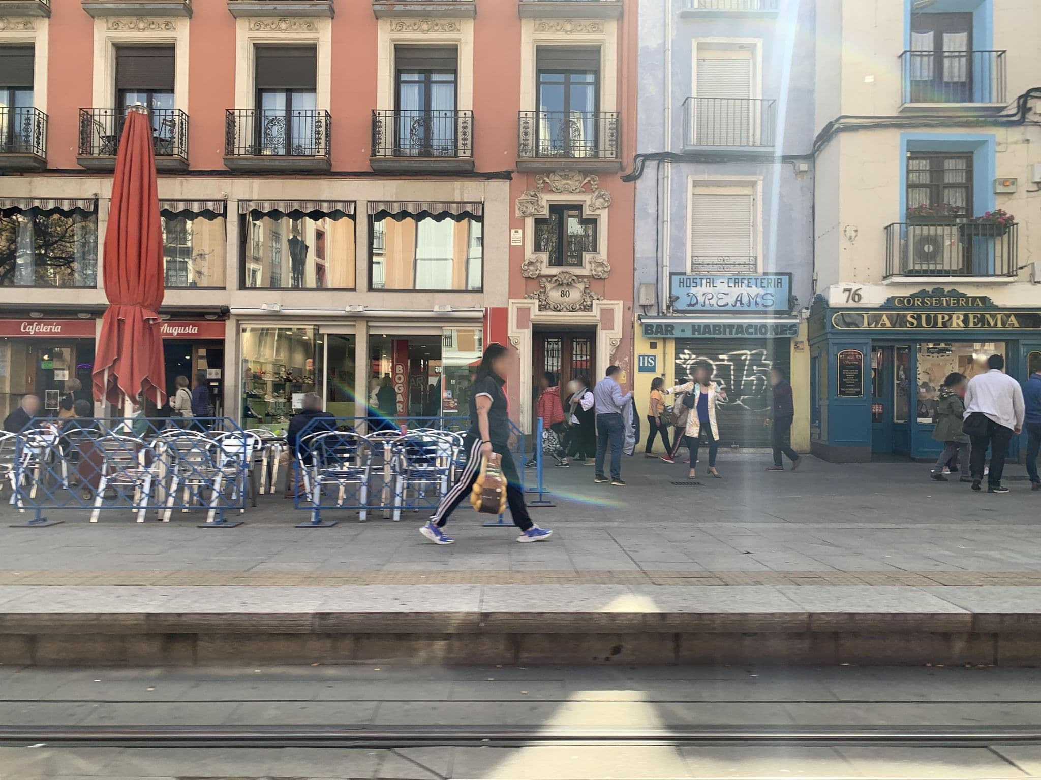 Street view near Le Petit Hostel & Bar, Zaragoza — © robot8a (CC BY-SA · Mapillary)