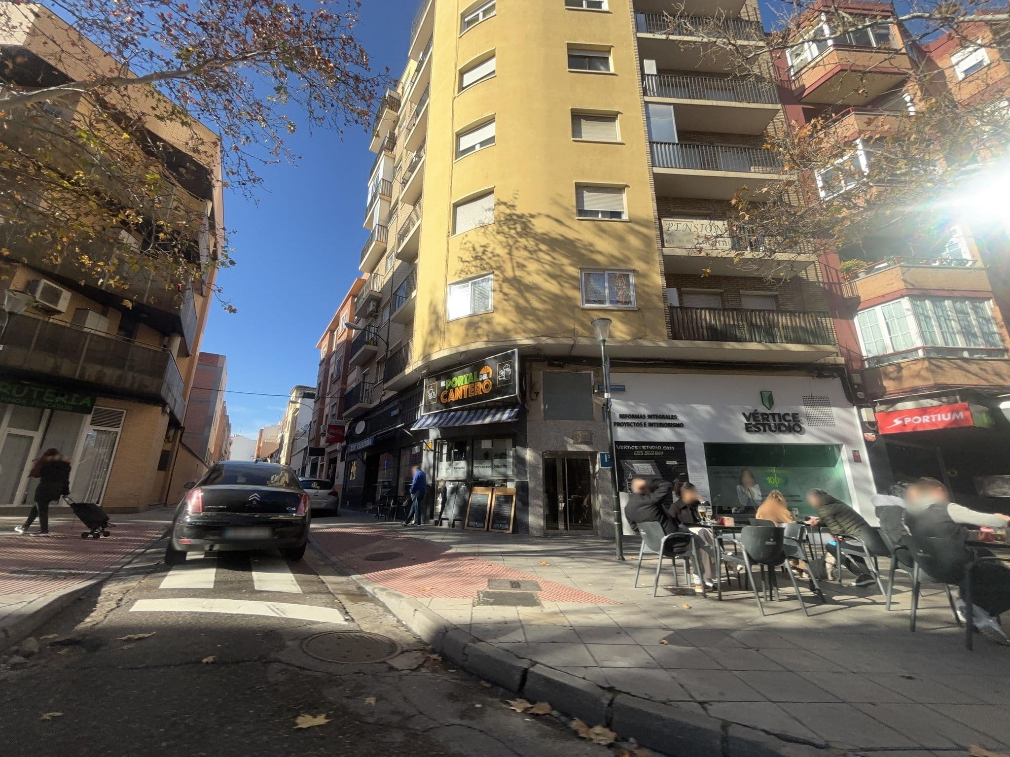 Street view near Pension Torrero, Delicias — © robot8a (CC BY-SA · Mapillary)