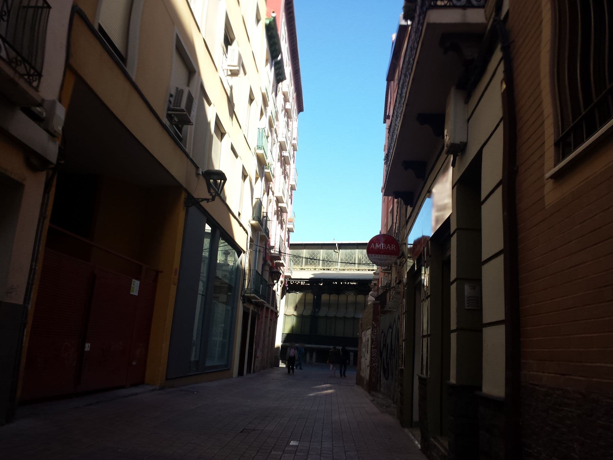 Street view near El Rincón de las Armas, Zaragoza — © robot8a (CC BY-SA · Mapillary)