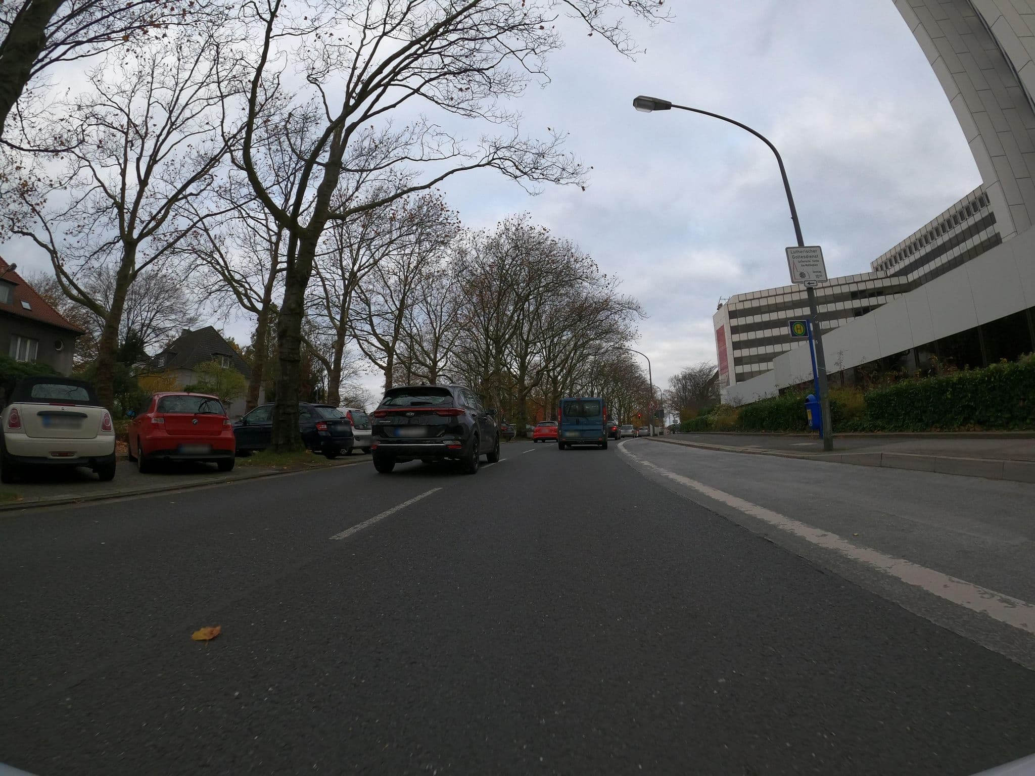 Street view near Webers Hotel im Ruhrturm Essen by Accor, Essen — © phitec (CC BY-SA · Mapillary)
