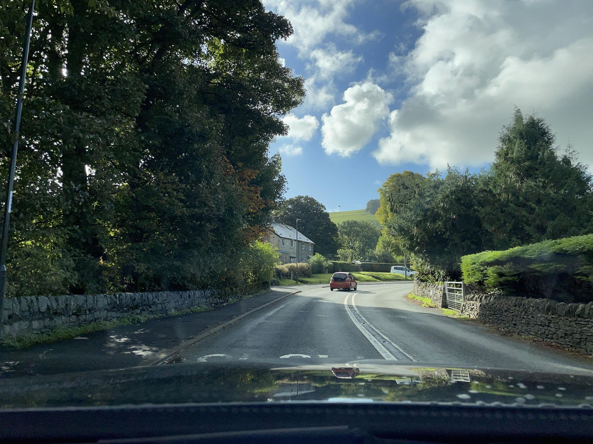Street view near Holmesfield Farm, Hope Valley — © wasd42 (CC BY-SA · Mapillary)