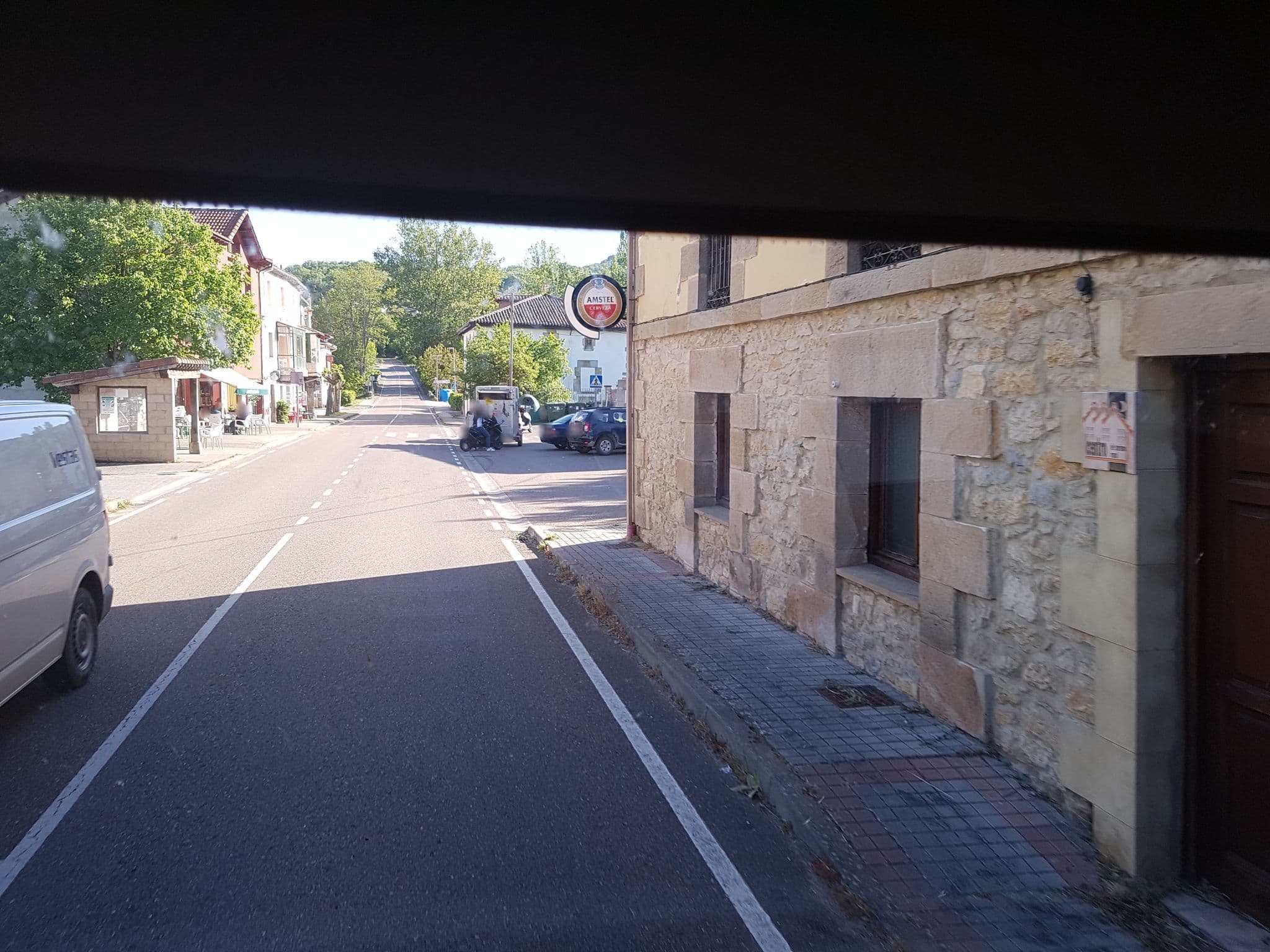 Street view near Hotel Rural El Rincón de Las Merindades, Espinosa de los Monteros — © bernardvoyageur (CC BY-SA · Mapillary)