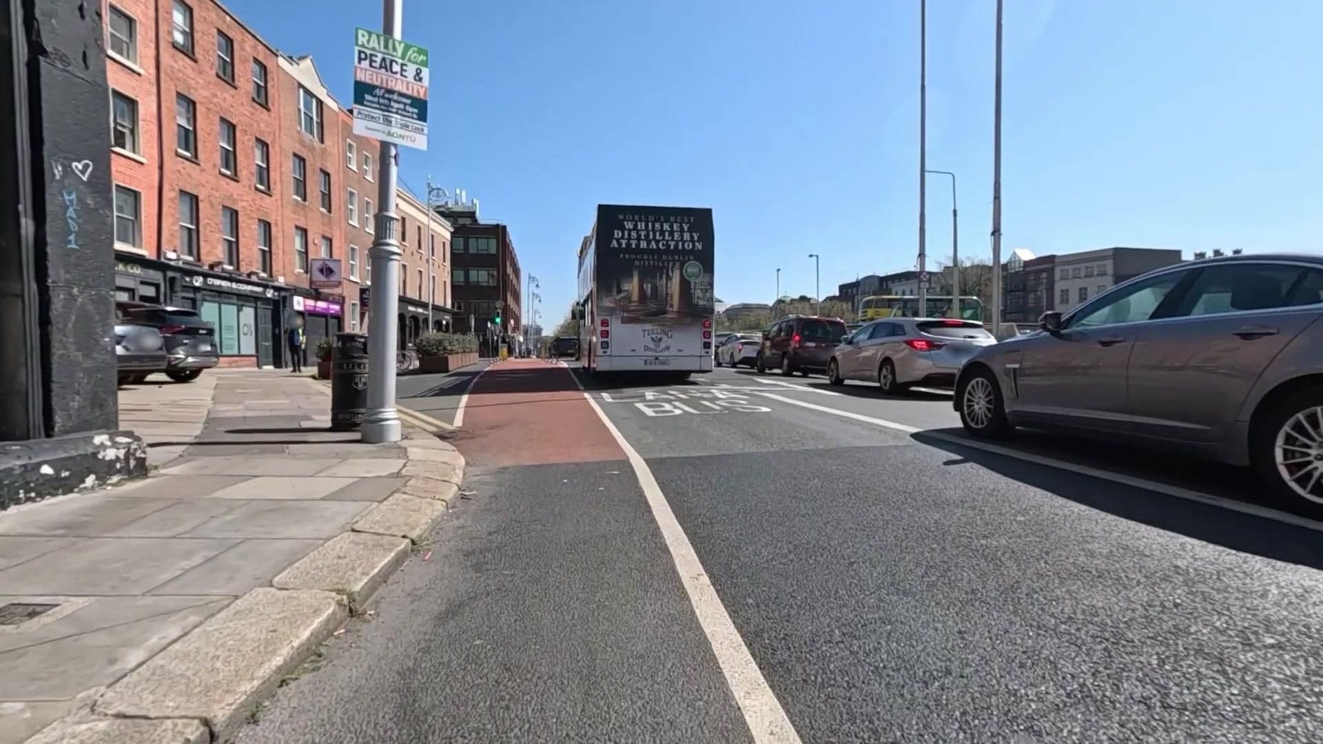 Street view near Astra Hostel, Rialto — © tamagusko (CC BY-SA · Mapillary)