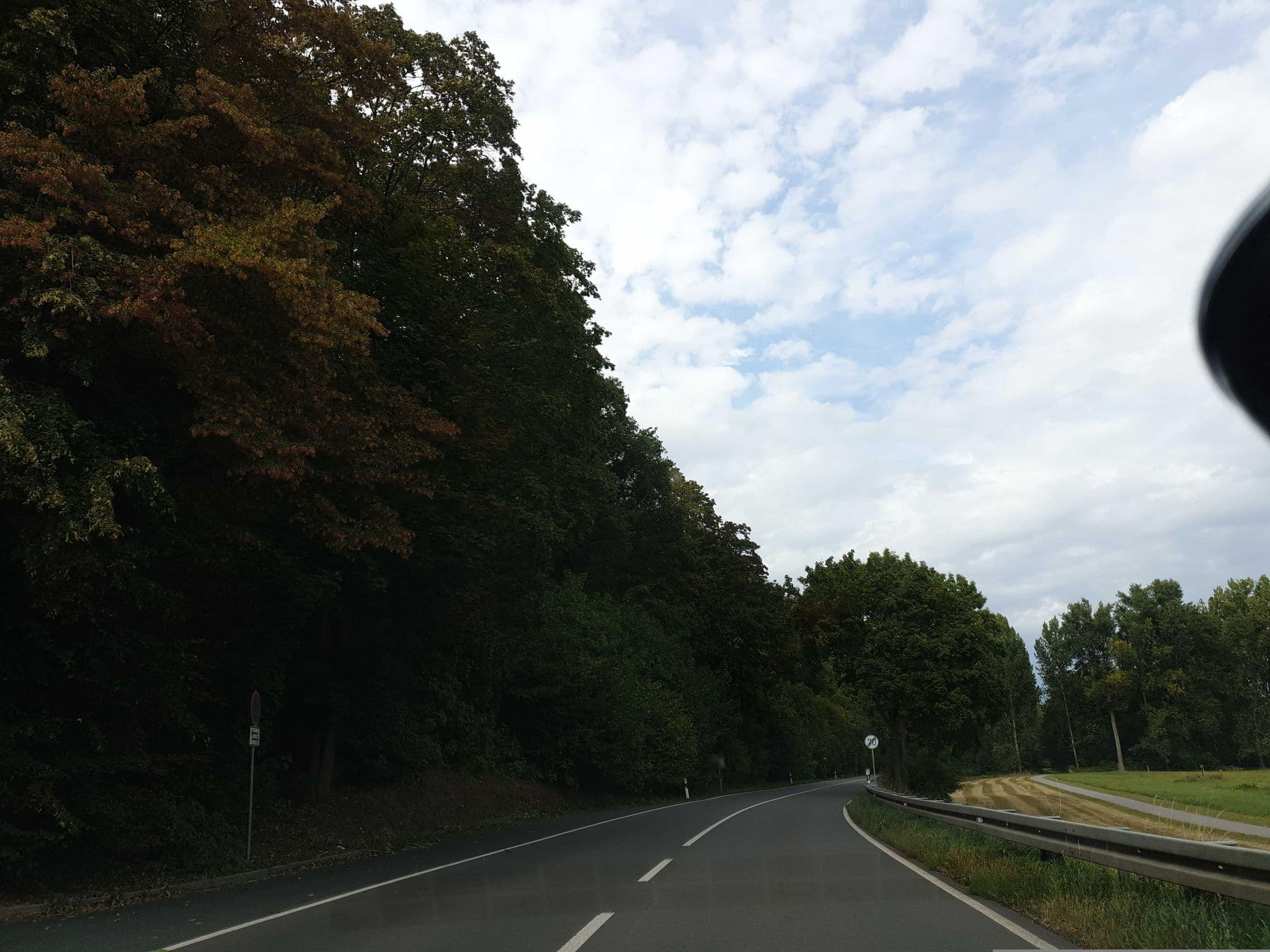 Street view near Campingplatz Rehbocktal, Meissen — © canislupus (CC BY-SA · Mapillary)