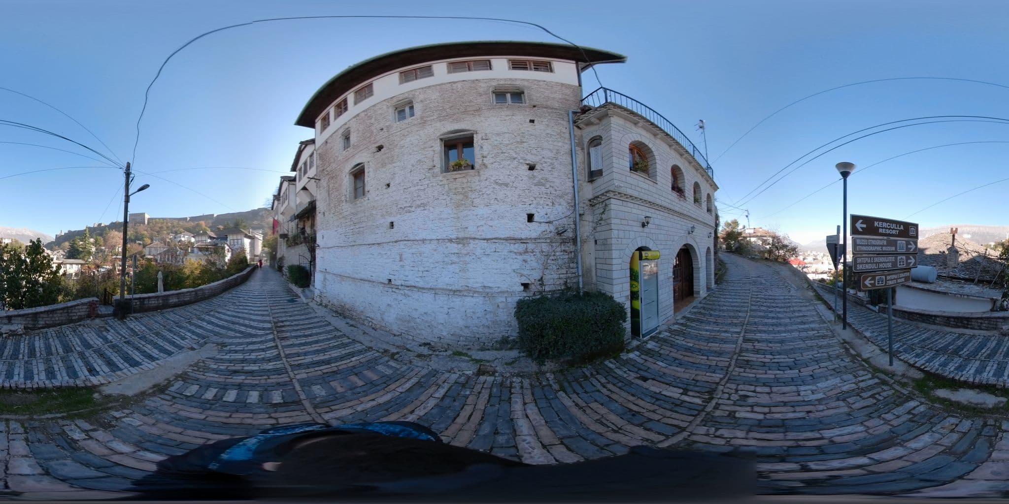 Street view near Kotoni B+B, Gjirokastër — © thodorisvakkas (CC BY-SA · Mapillary)