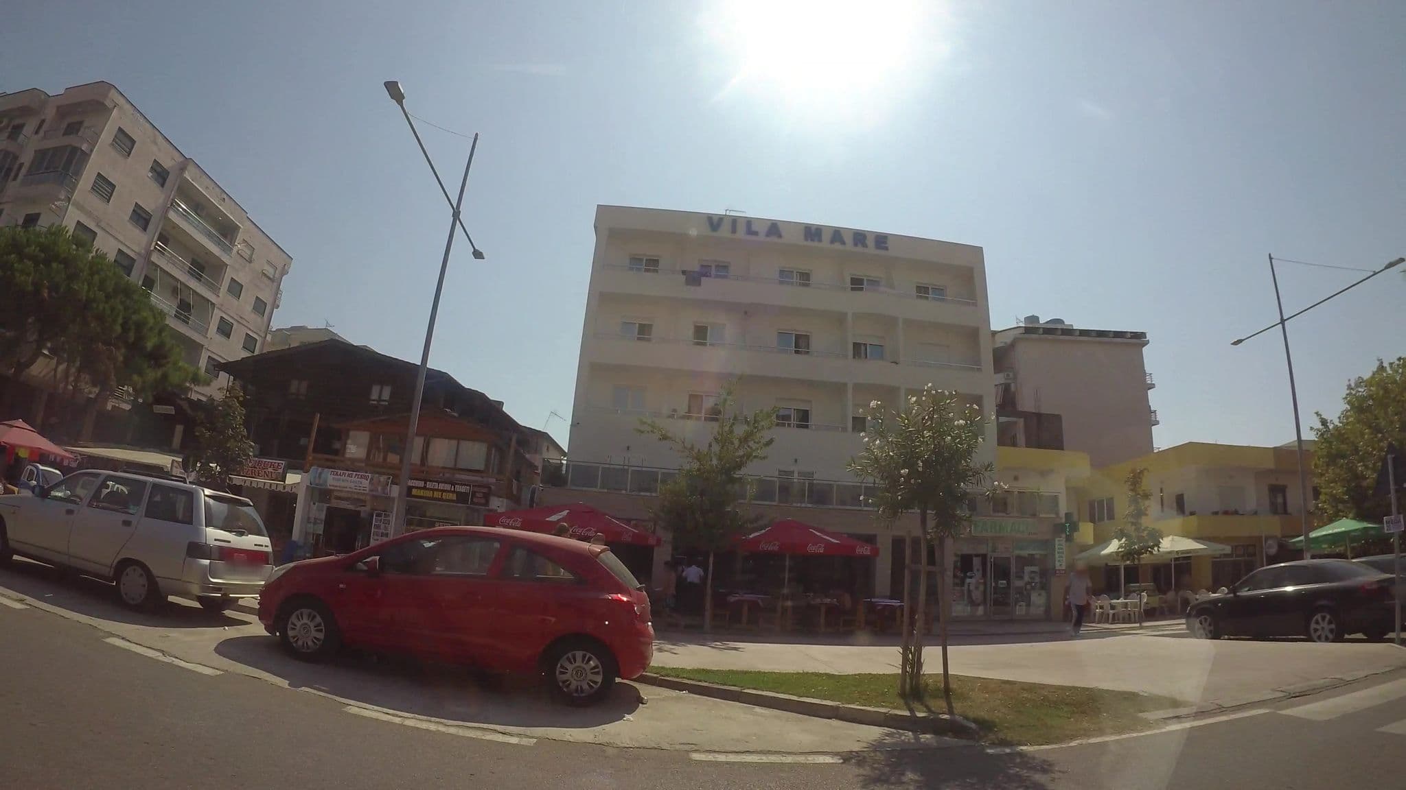 Street view near Vila Mare, Rrashbull — © kaart_3 (CC BY-SA · Mapillary)