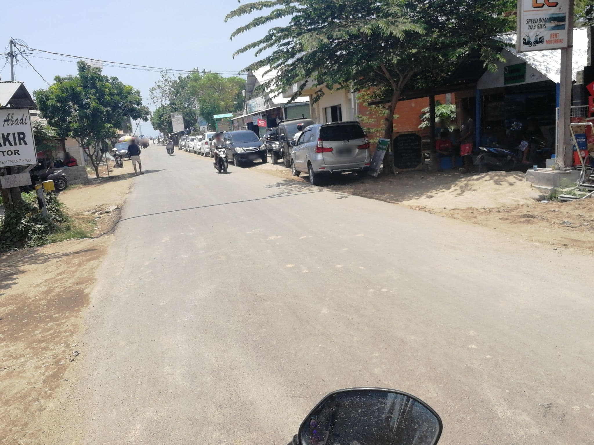 Street view near Lombok café & homestay, Pemenang — © thewayofmando (CC BY-SA · Mapillary)