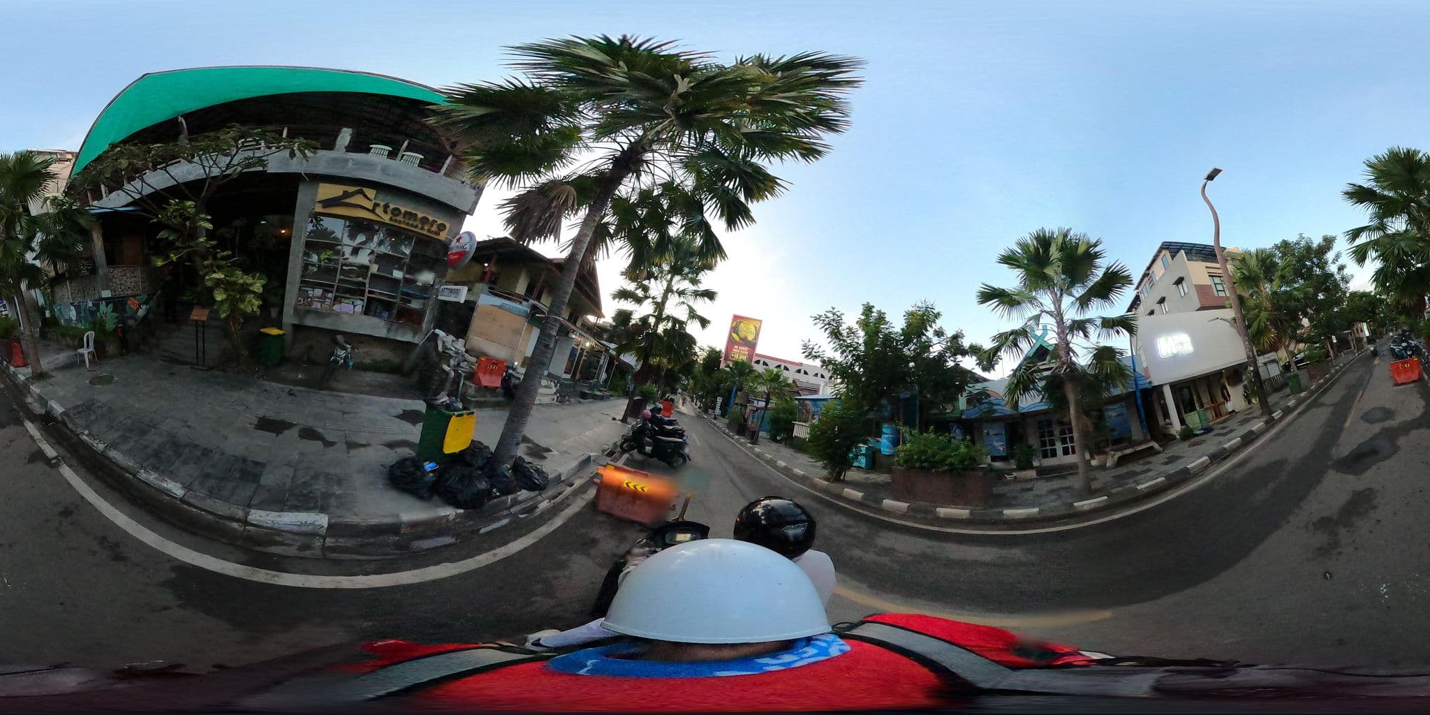 Street view near Green Hill, Labuan Bajo — © rgtm_ryuiki (CC BY-SA · Mapillary)
