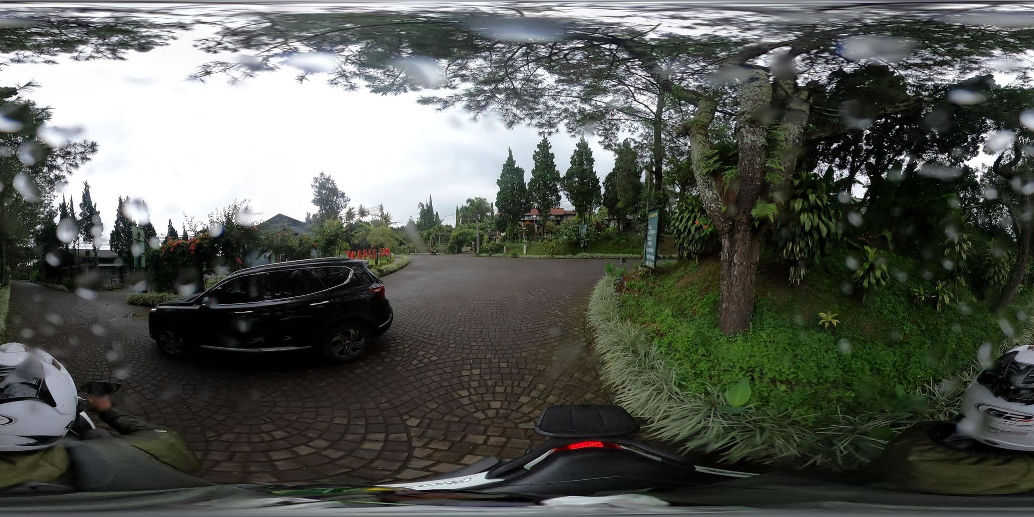 Street view near Maple House, Lembang — © Kaart_Local (CC BY-SA · Mapillary)