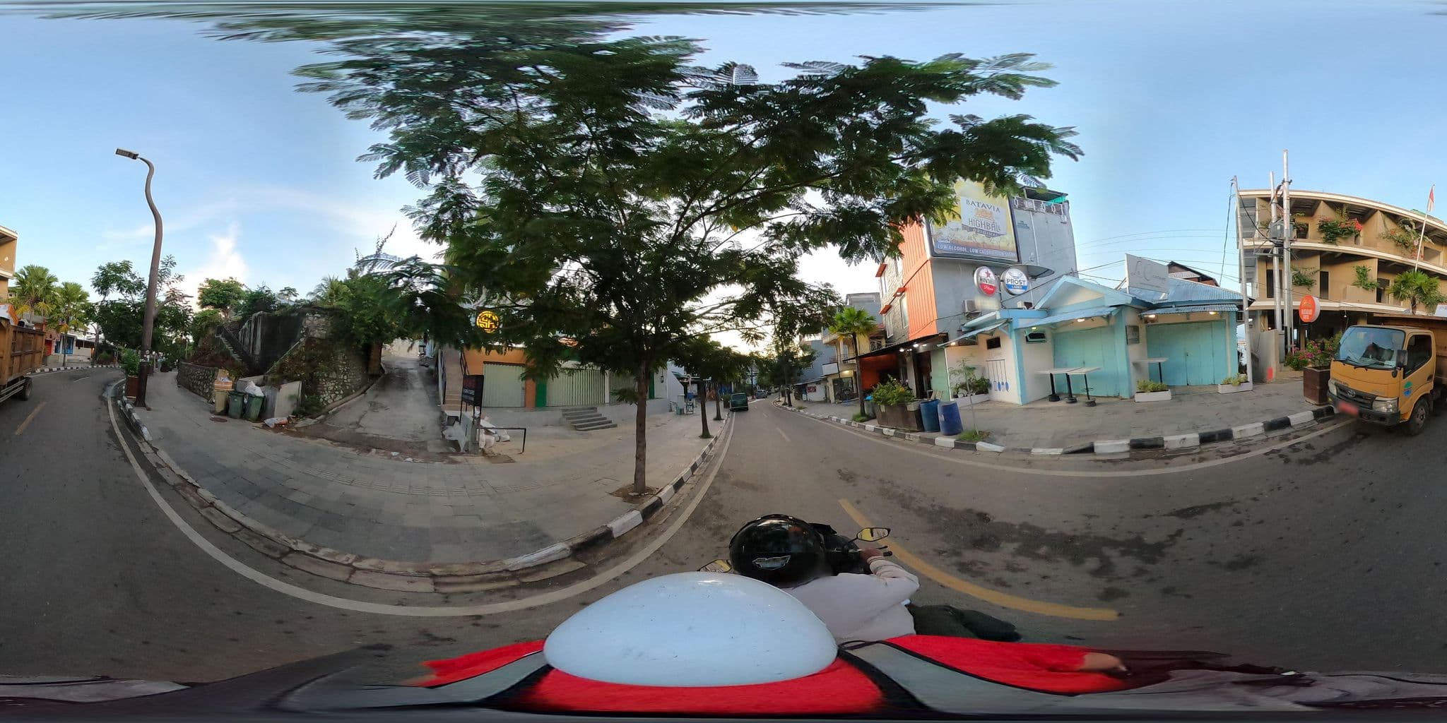 Street view near Mutiara, Labuan Bajo — © rgtm_ryuiki (CC BY-SA · Mapillary)