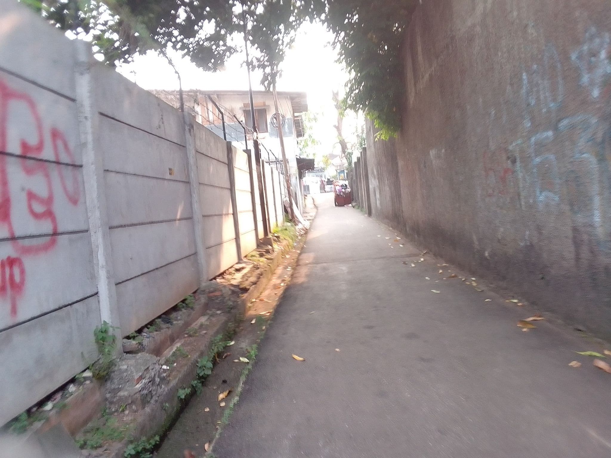 Street view near RedDoorz, Jakarta — © hafiedsh22 (CC BY-SA · Mapillary)