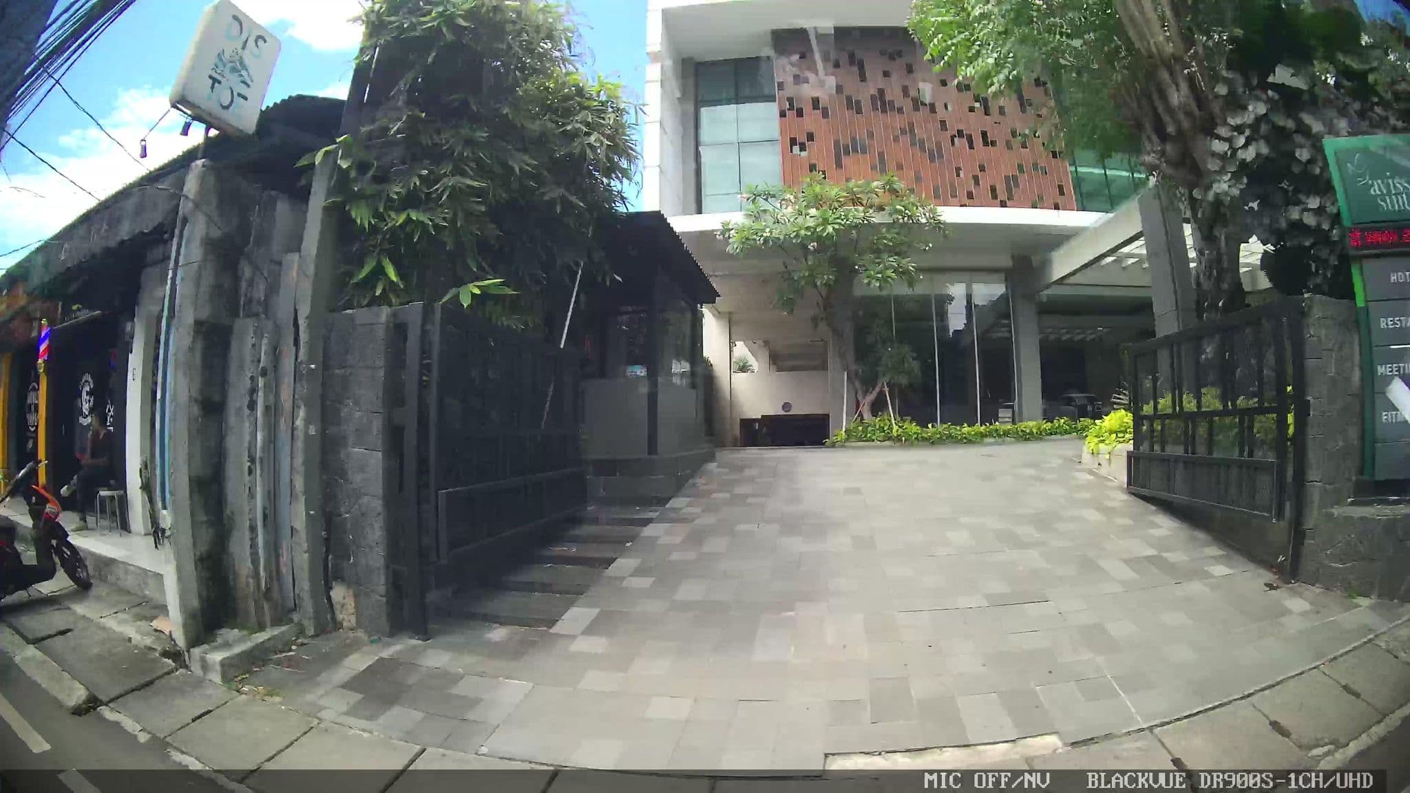 Street view near Avissa Suites, Jakarta