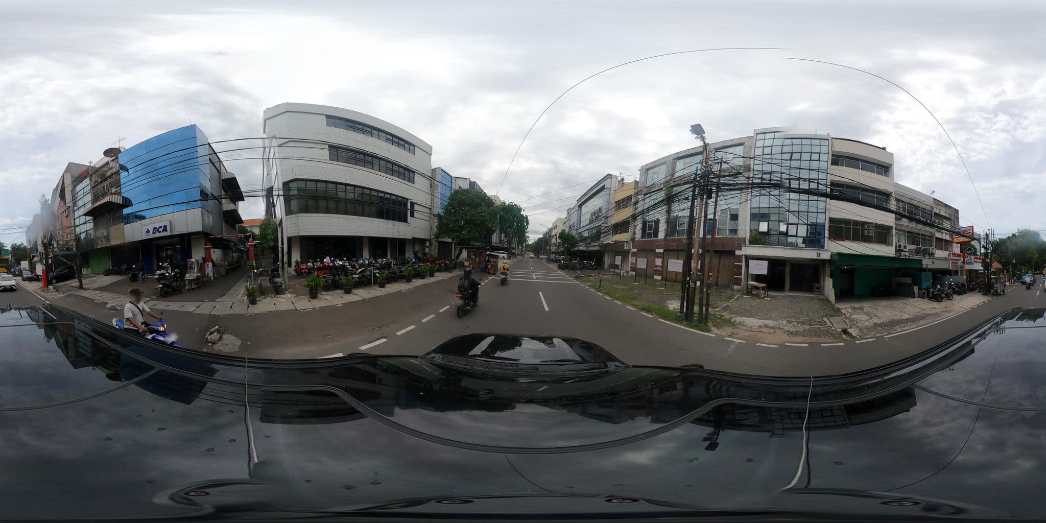Street view near Fuxion Inn, Jakarta — © Kaart---360 (CC BY-SA · Mapillary)