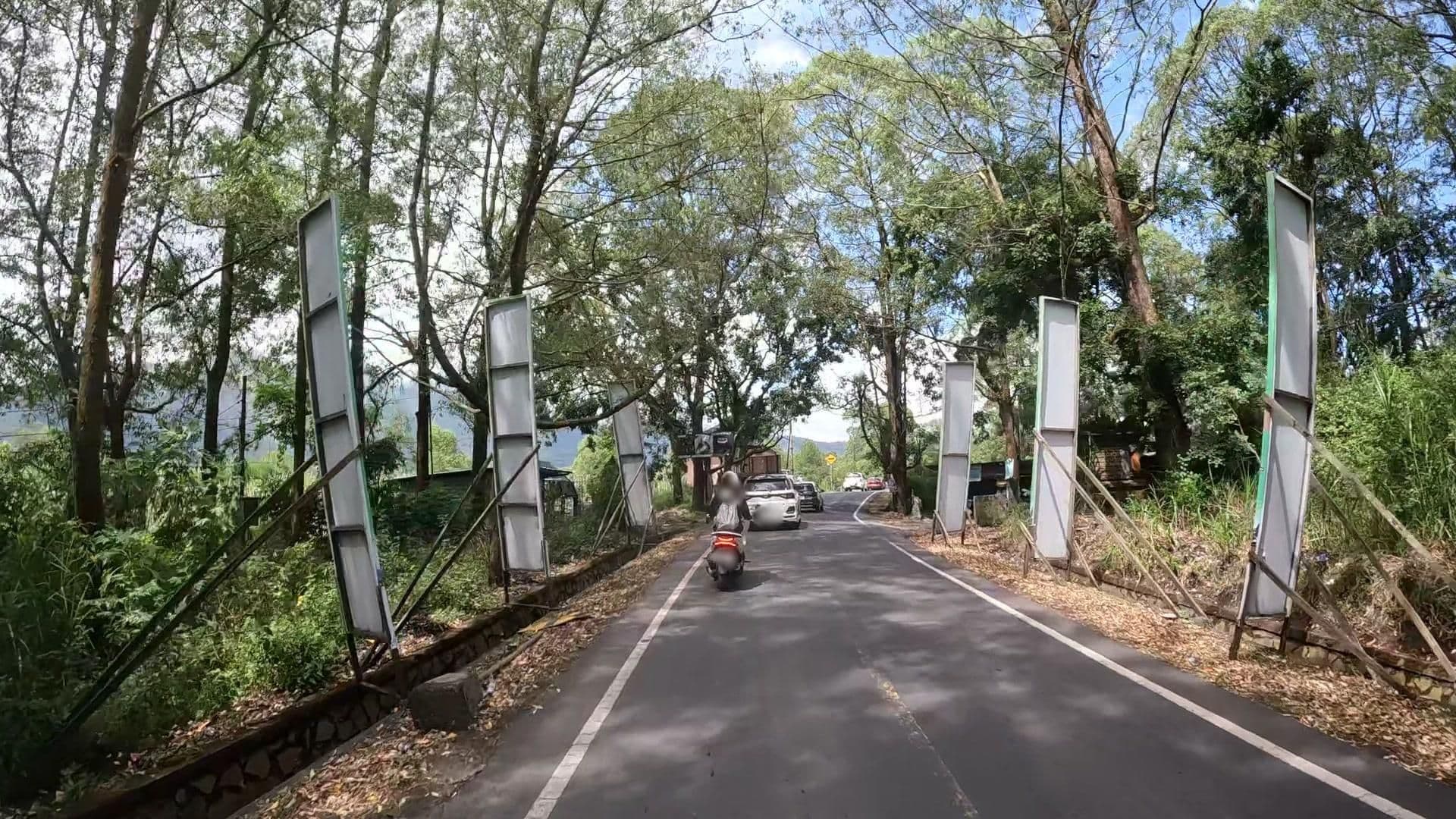 Street view near Triangle House, Banjar Wangsian — © lucomsky (CC BY-SA · Mapillary)