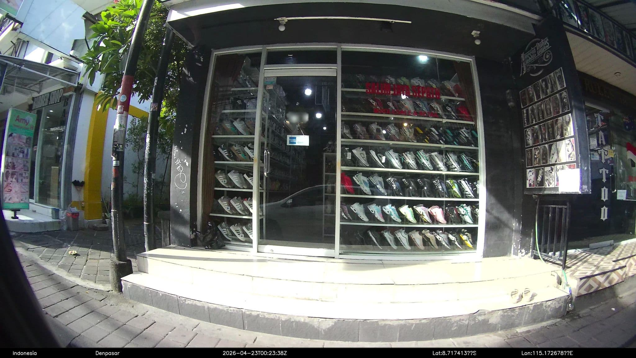 Street view near Cempaka 2 Homestay, Kuta — © Kaart---360 (CC BY-SA · Mapillary)