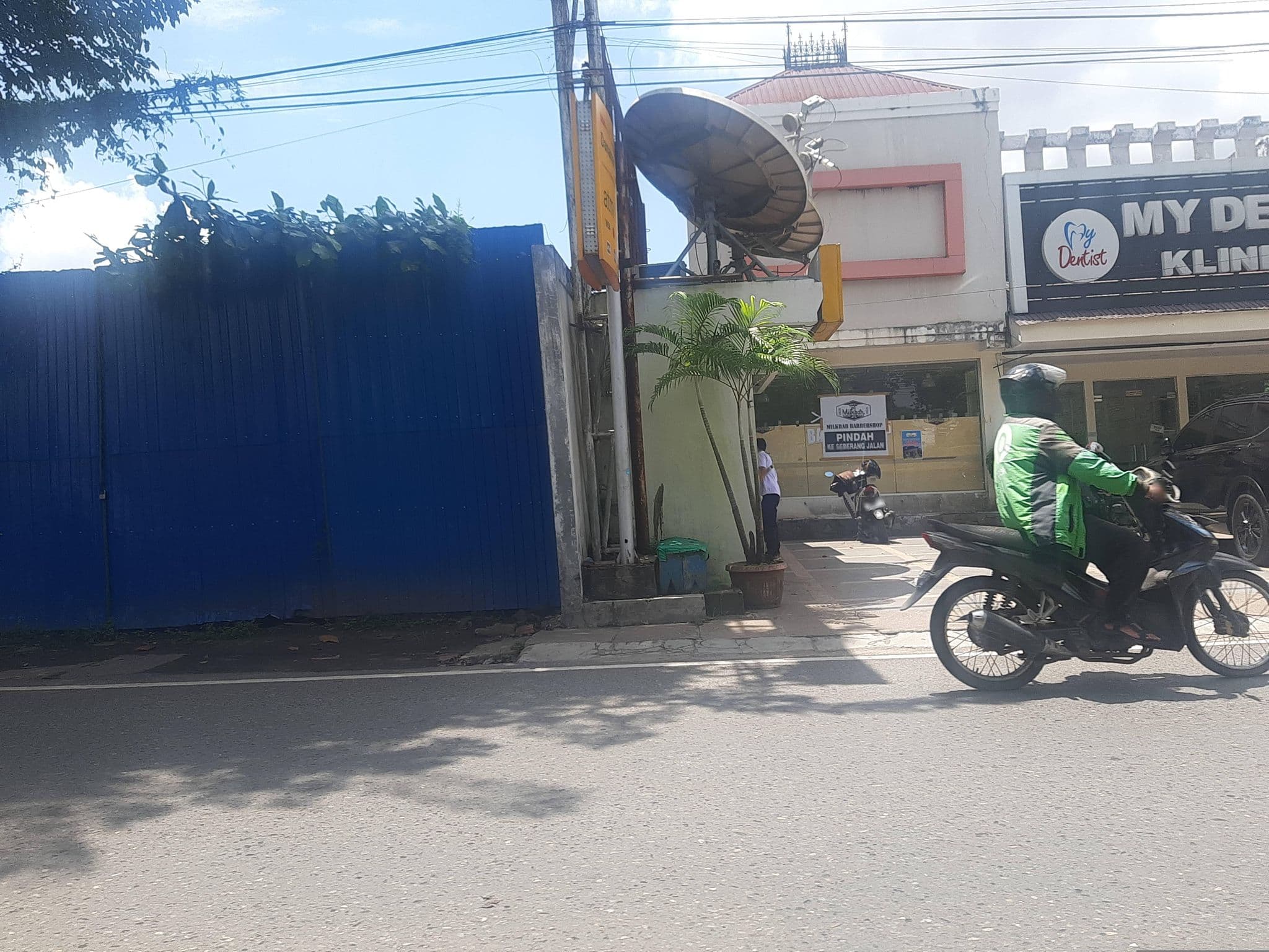 Street view near Hotel Sampaga, Banjarmasin — © FenyMufyd (CC BY-SA · Mapillary)