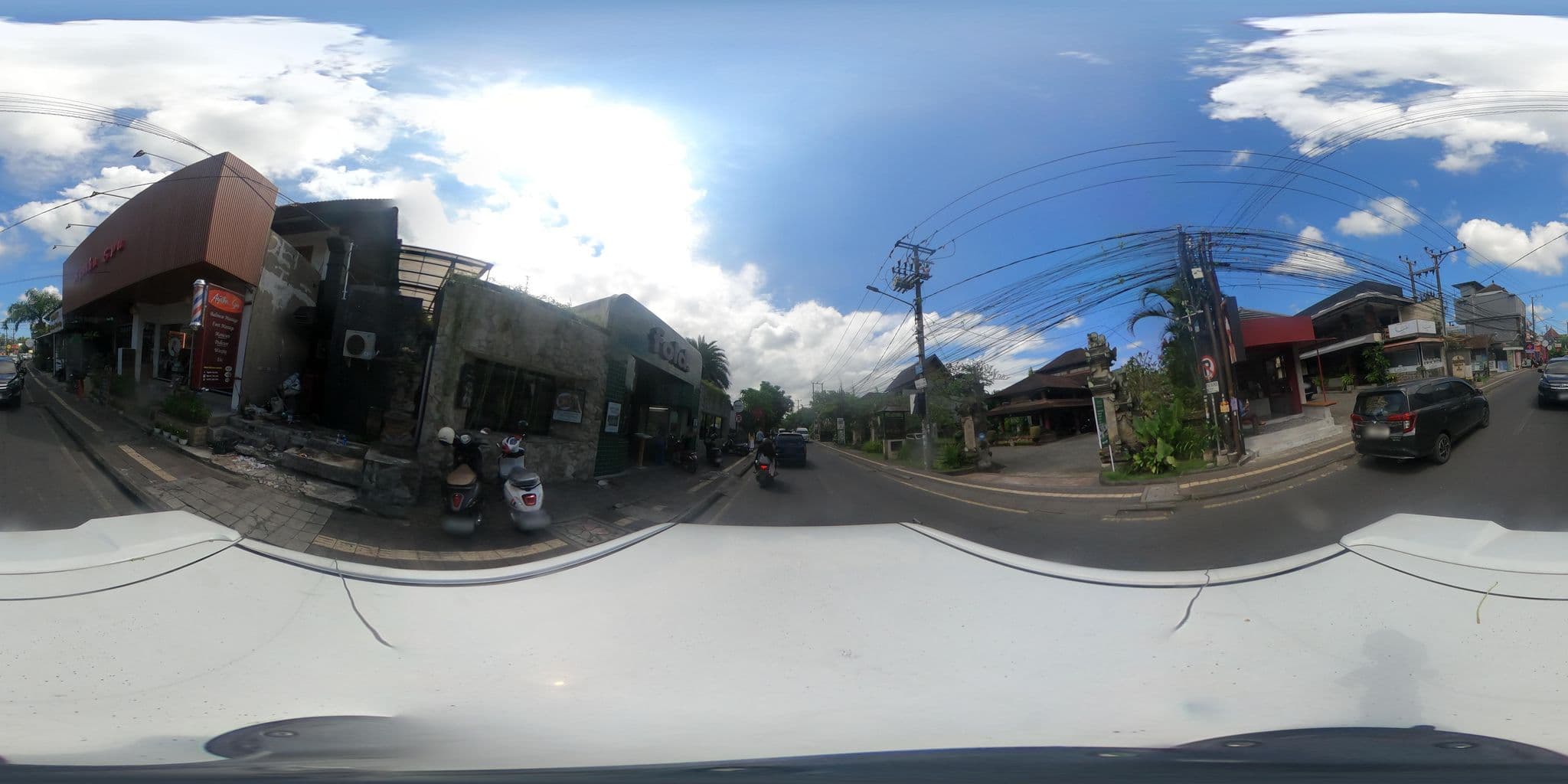 Street view near Puri Padi, Ubud