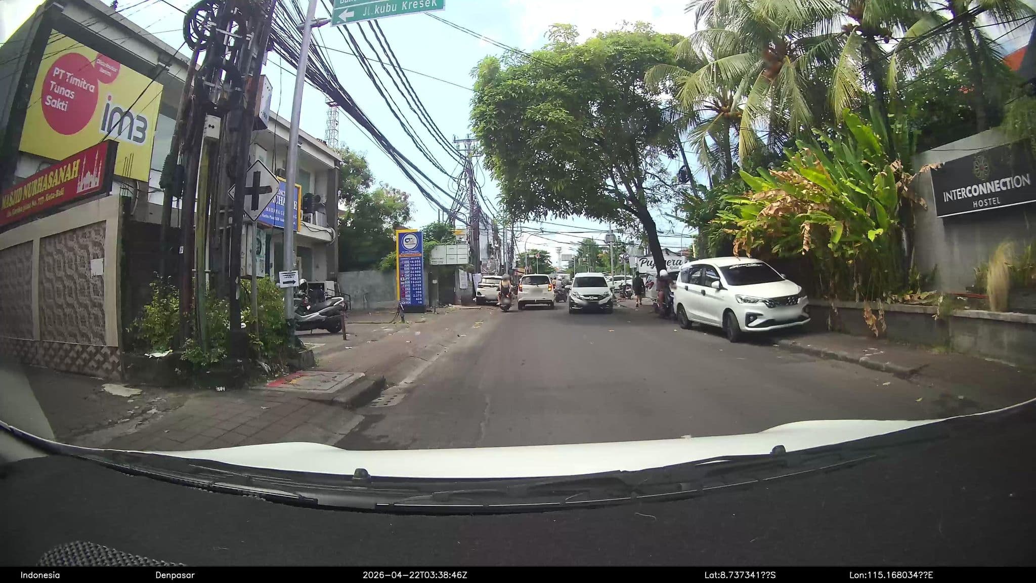 Street view near Sekara Sari Inn, Kuta