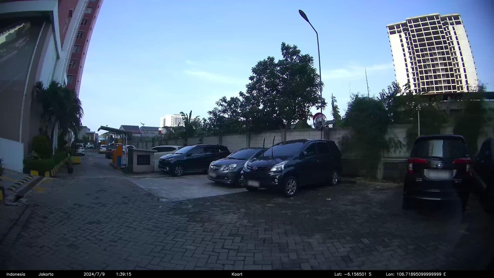 Street view near Green Park View Apartment Tower F, Ciputat — © kaartcam (CC BY-SA · Mapillary)