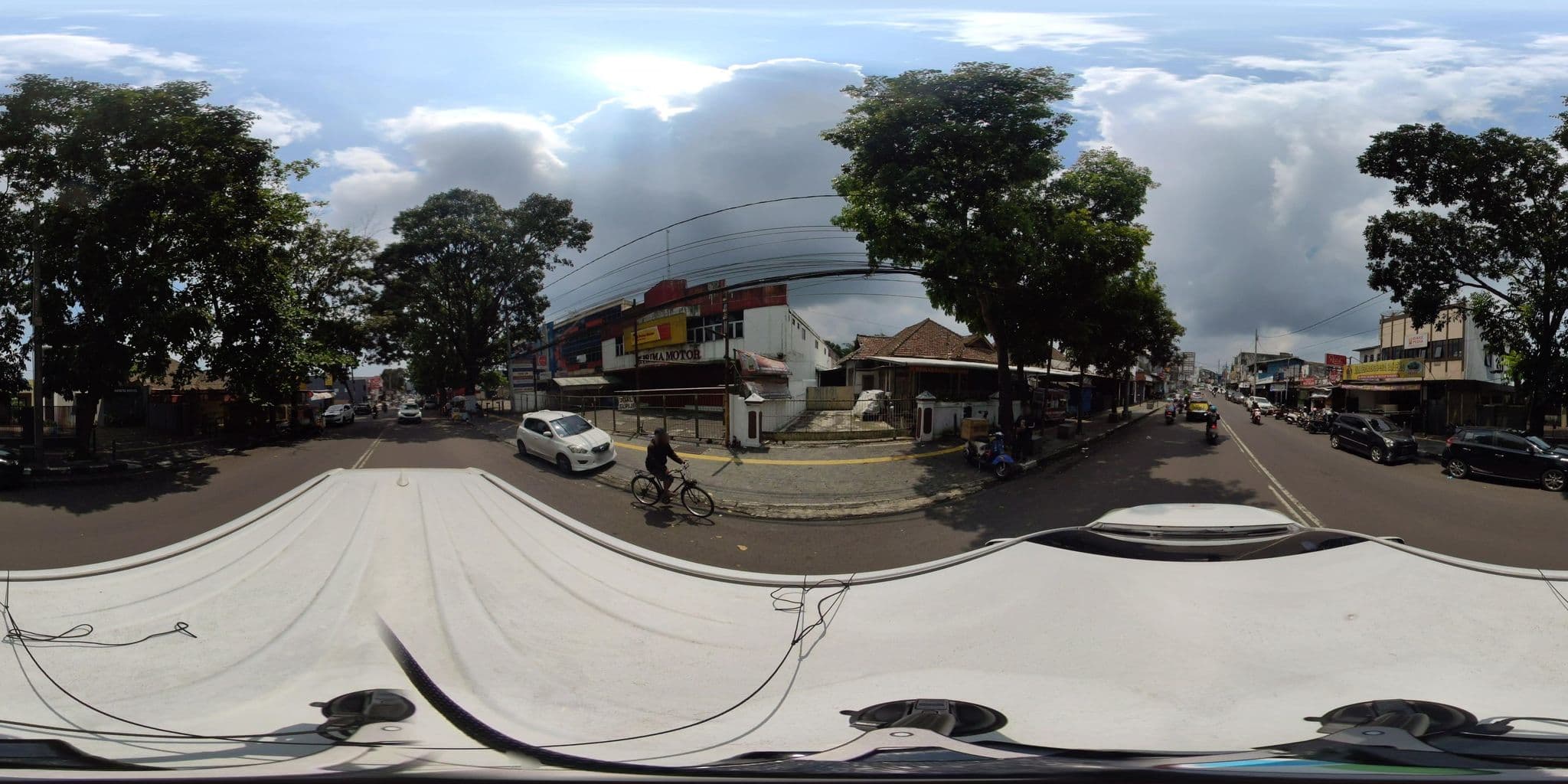 Street view near Varista Syariah, Sukabumi — © danbjoseph (CC BY-SA · Mapillary)