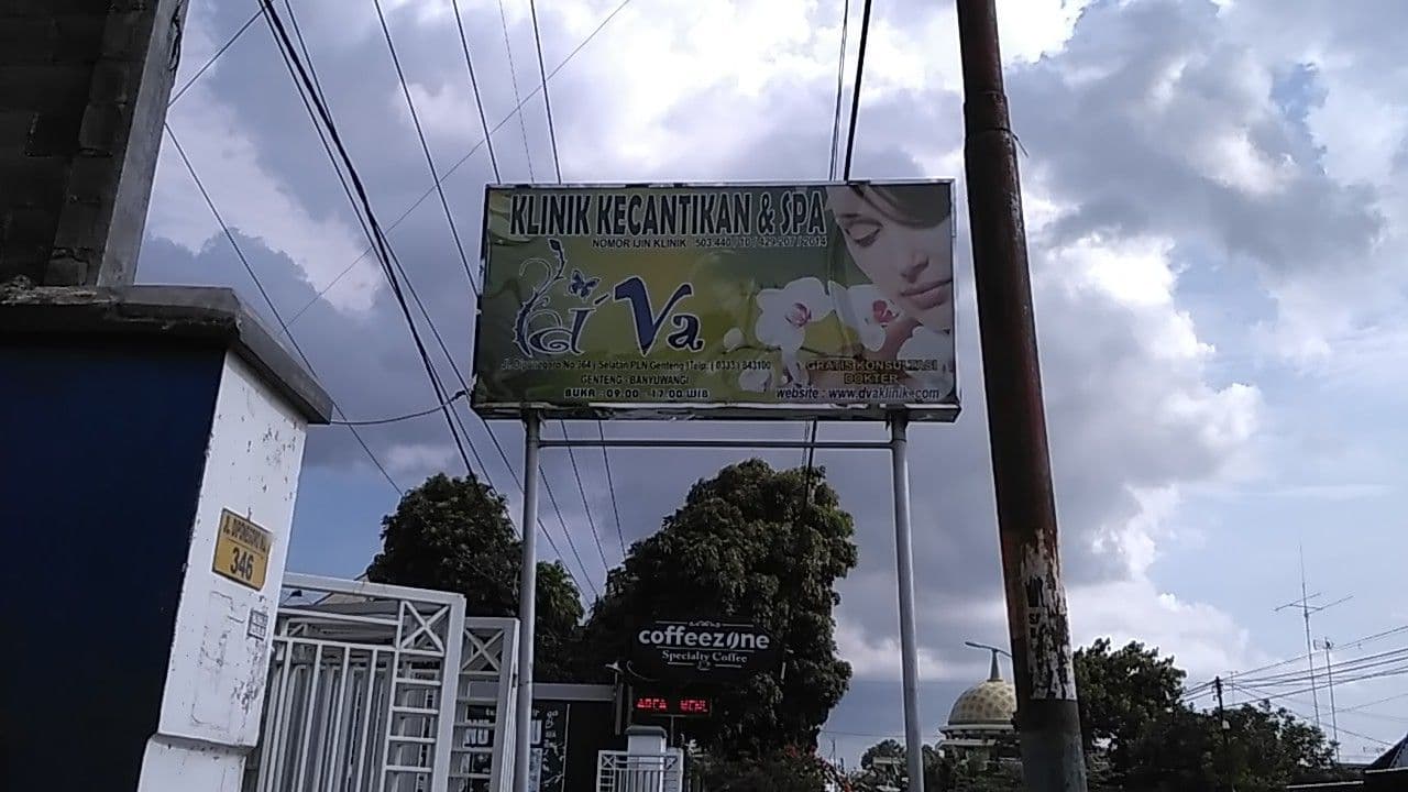 Street view near Hotel Nusantara, Genteng — © faldykudo (CC BY-SA · Mapillary)