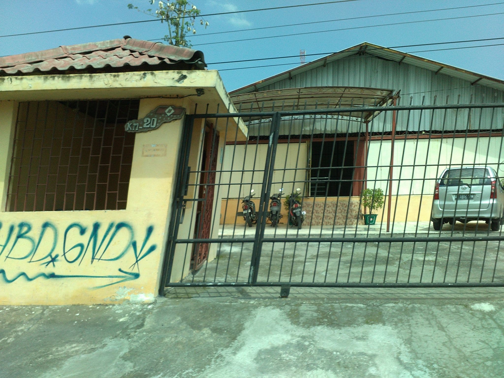 Street view near Hotel Srikandi, Candi Prambanan — © arizalkawamuna (CC BY-SA · Mapillary)