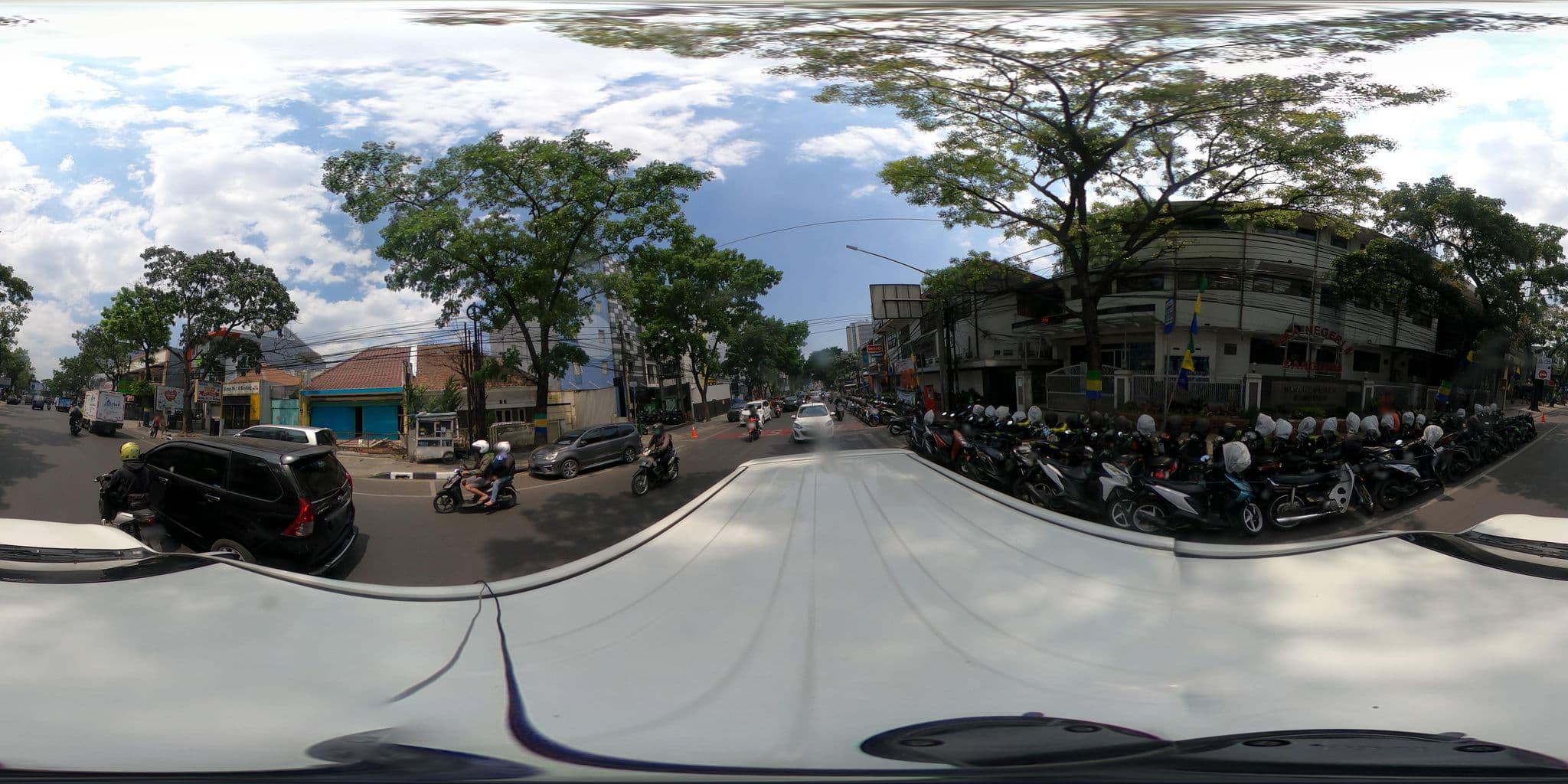 Street view near Zodiak Taurus Hotel Bandung, Bandung — © kaart_2 (CC BY-SA · Mapillary)